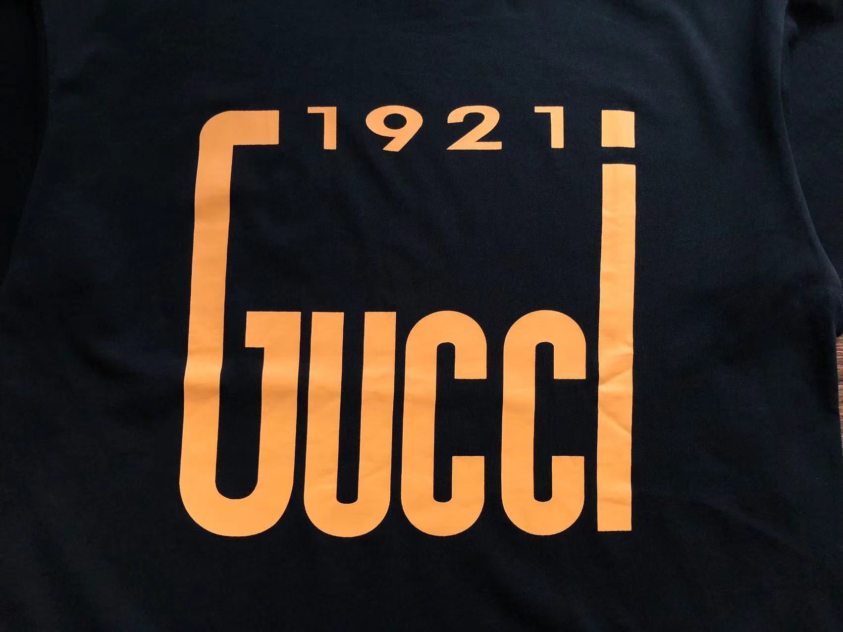 Gucci T-shirt