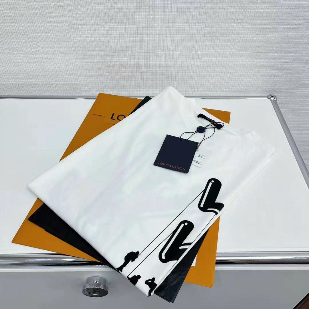 Louis Vuitton T-shirt