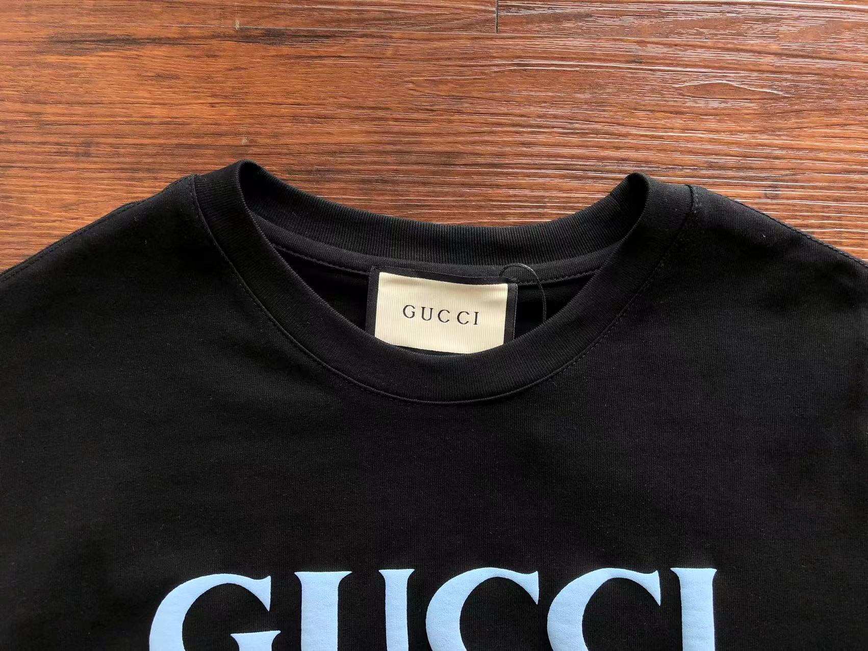 Gucci T-shirt