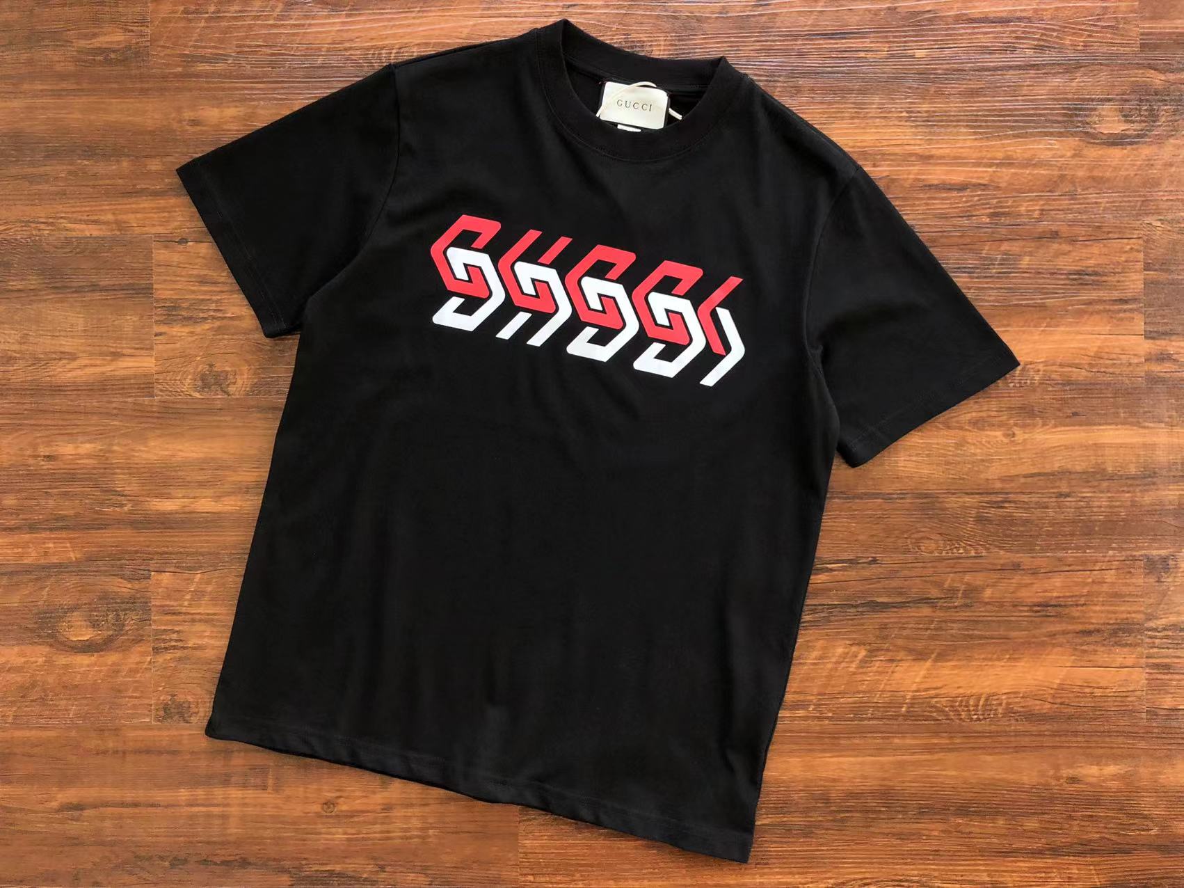 Gucci T-shirt