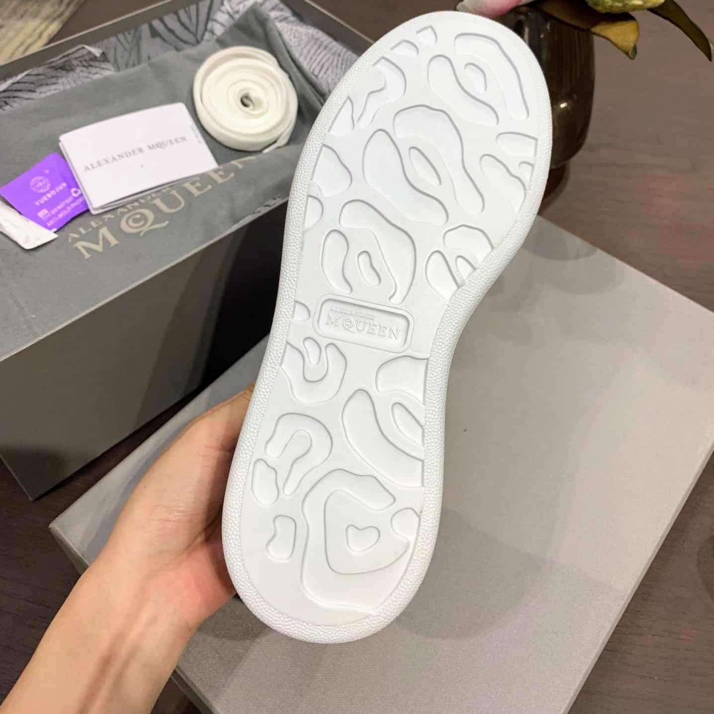 Alexander Mcqueen Sneaker Dupe - AM12