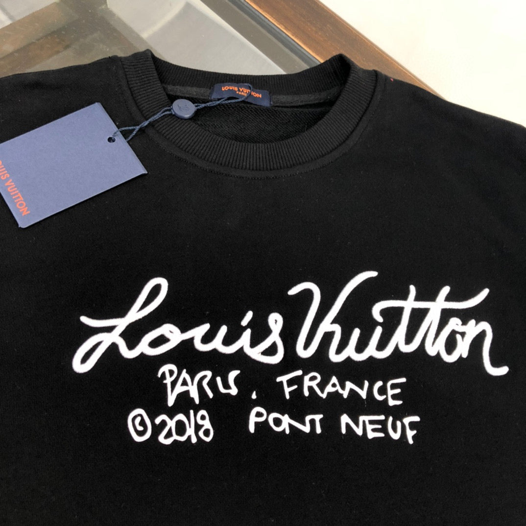 Louis Vuitton Sweatshirt