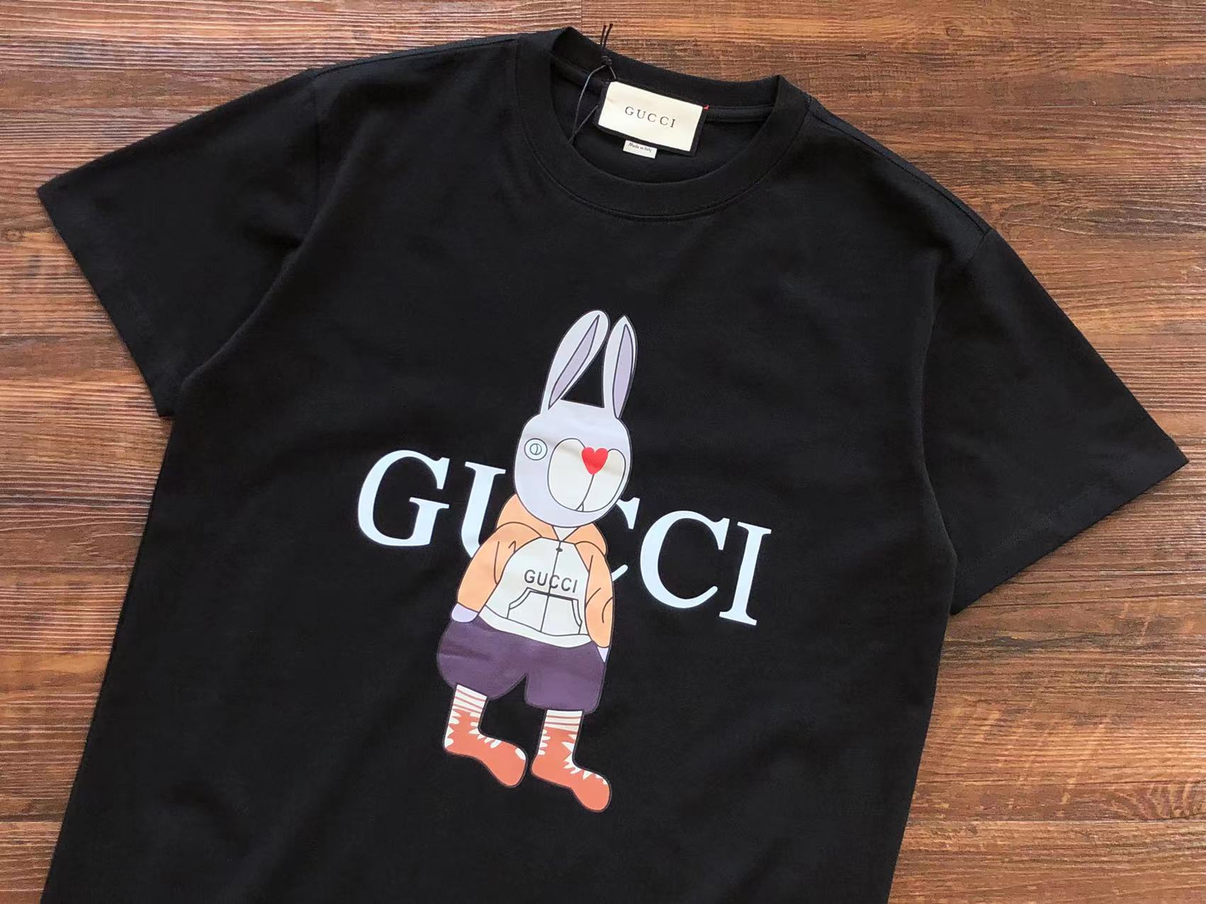 Gucci T-shirt