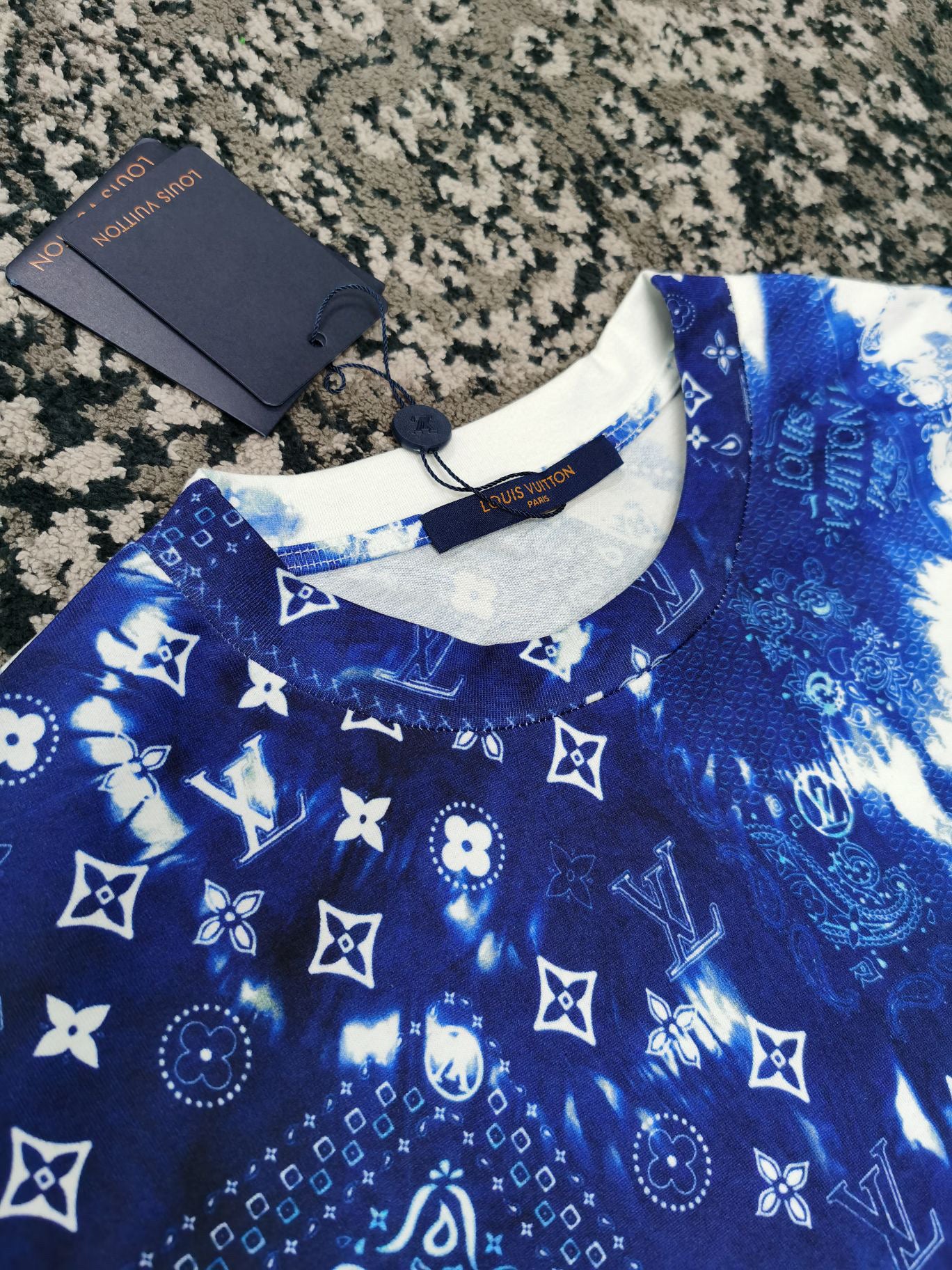 Louis Vuitton T-shirt