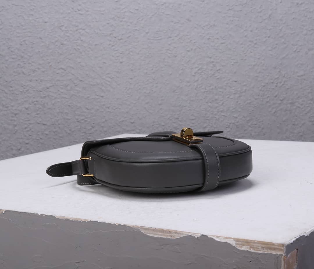 Celine Small Besace 16 Cowhide Replica Saddle Bag