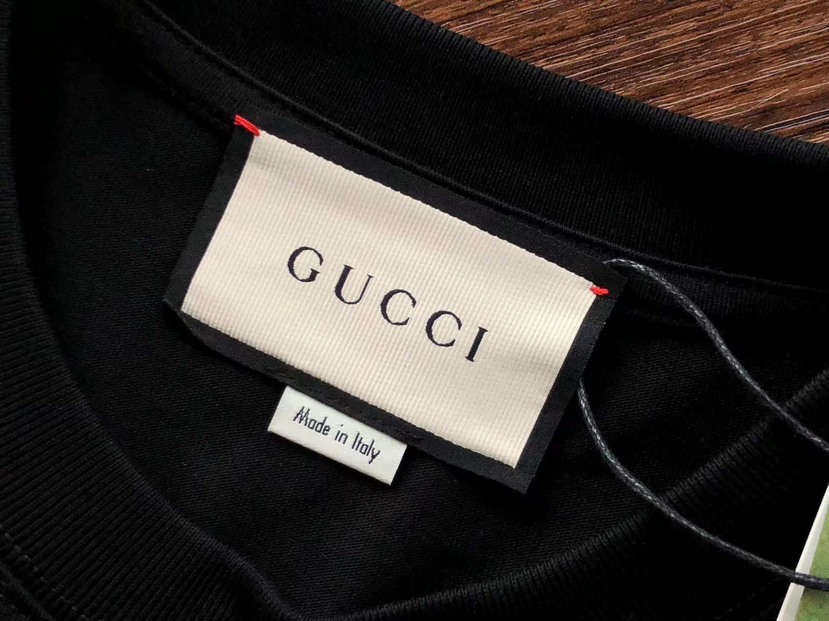 Gucci T-shirt