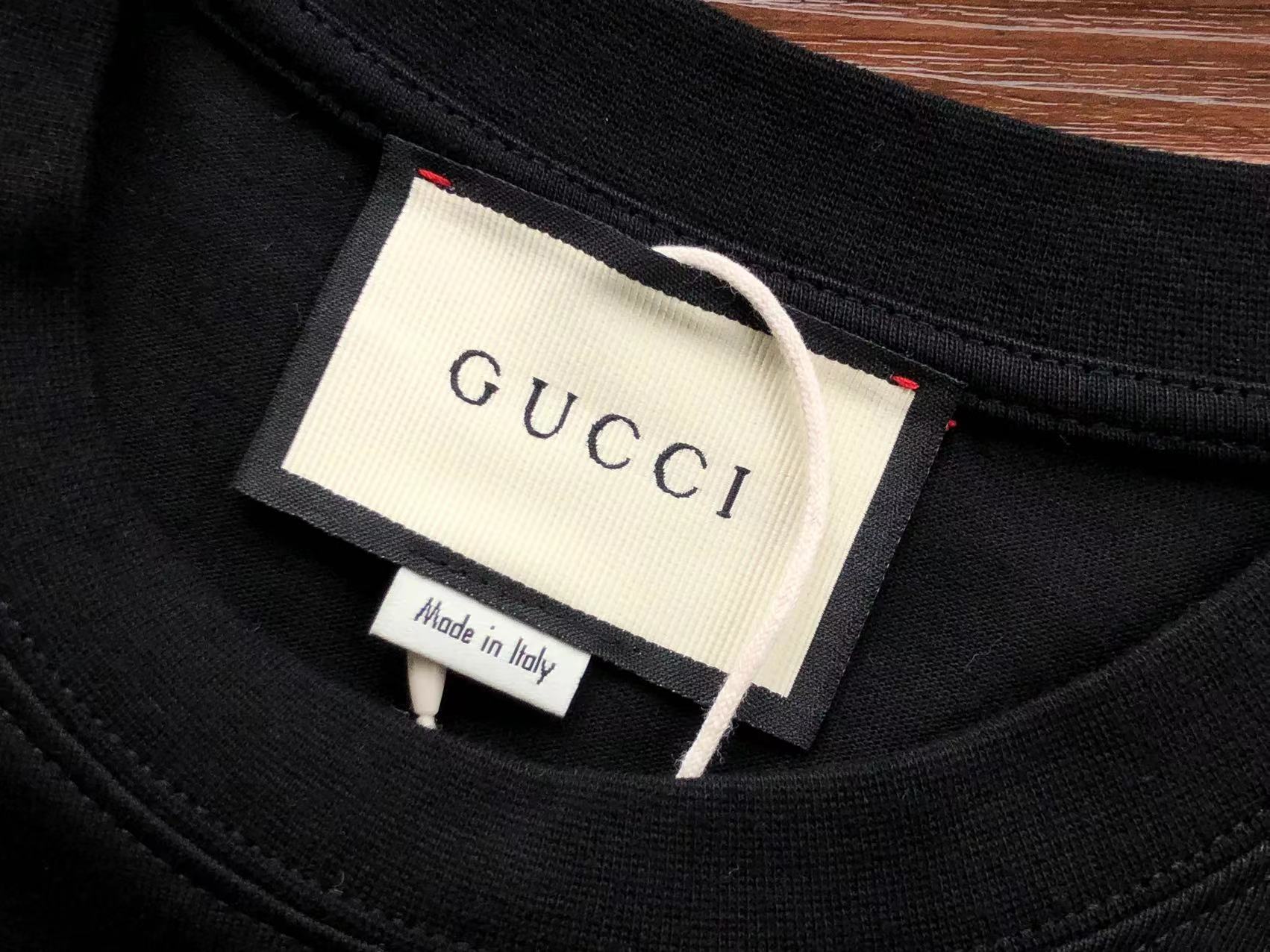 Gucci T-shirt