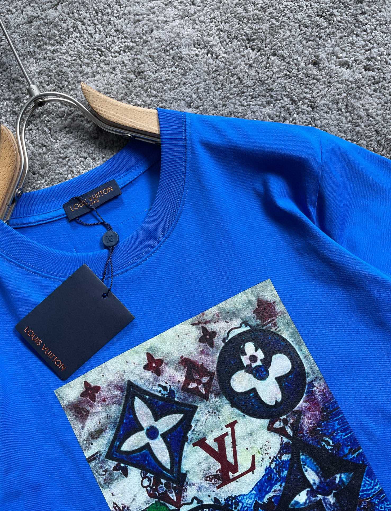 Louis Vuitton T-shirt
