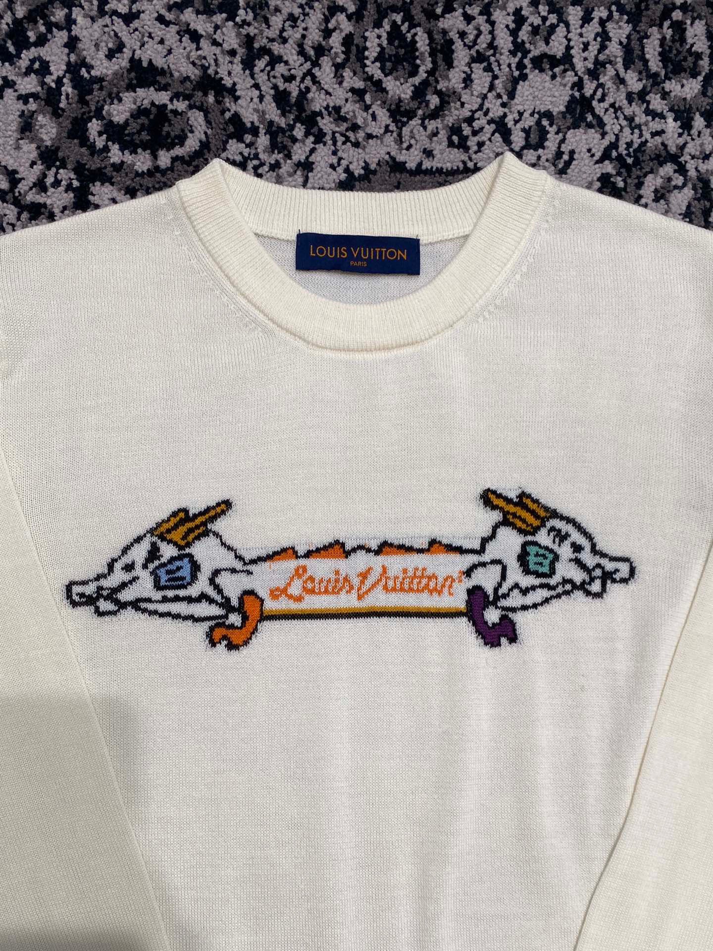 Louis Vuitton Sweatshirt