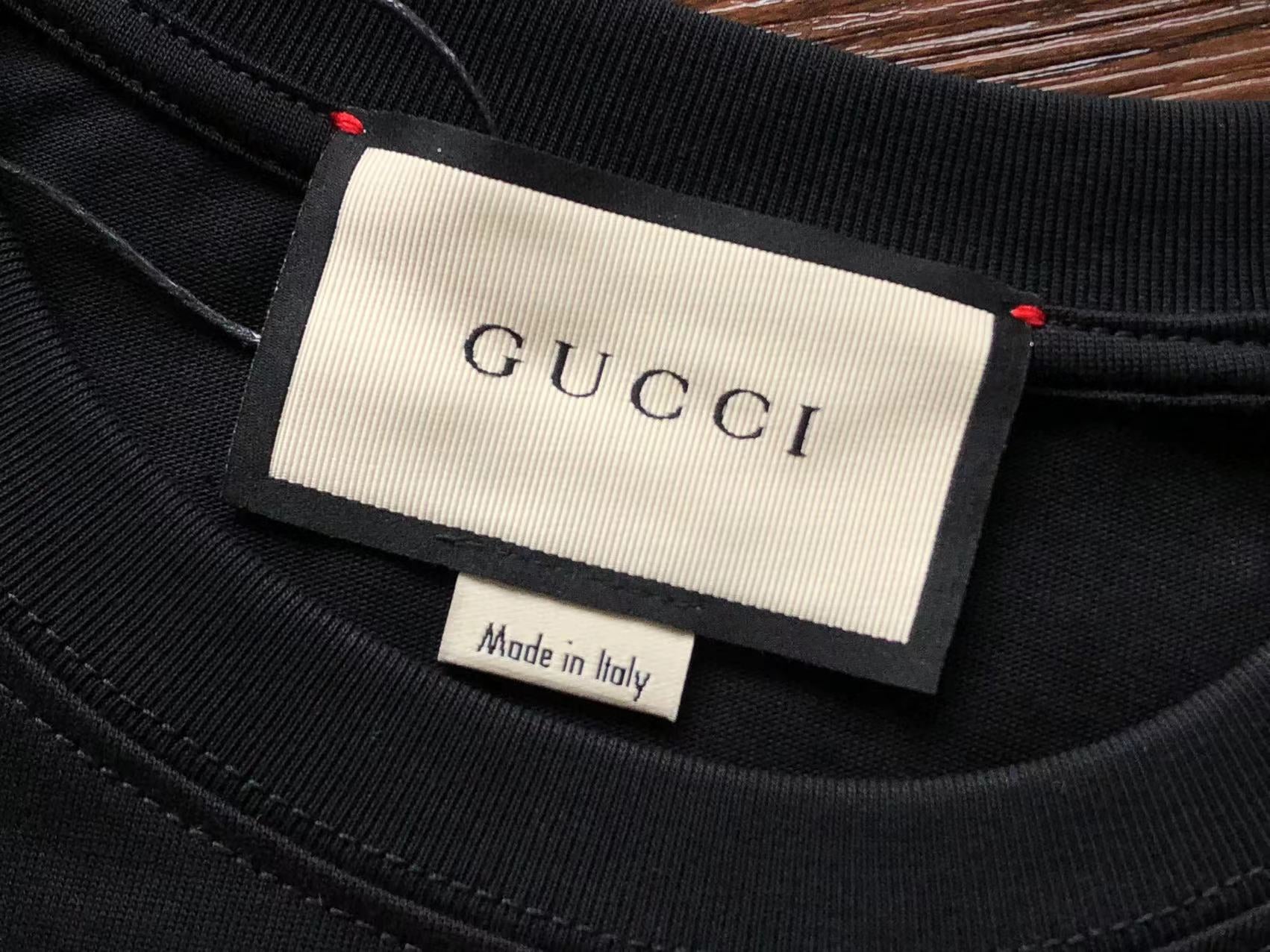 Gucci T-shirt
