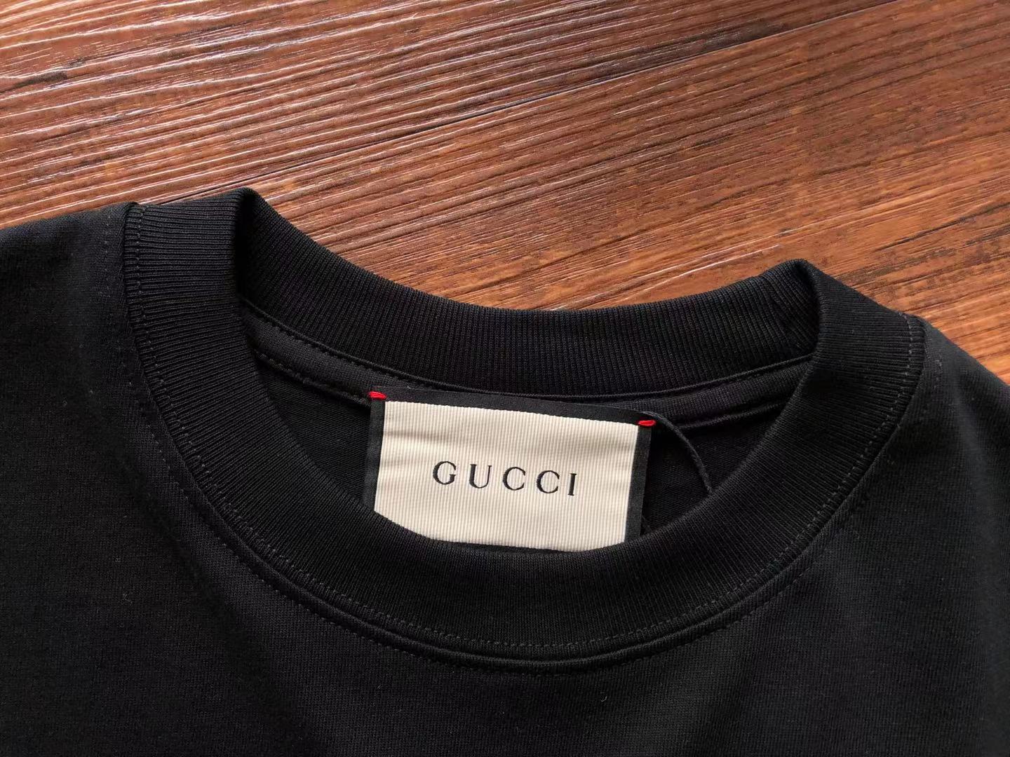 Gucci T-shirt