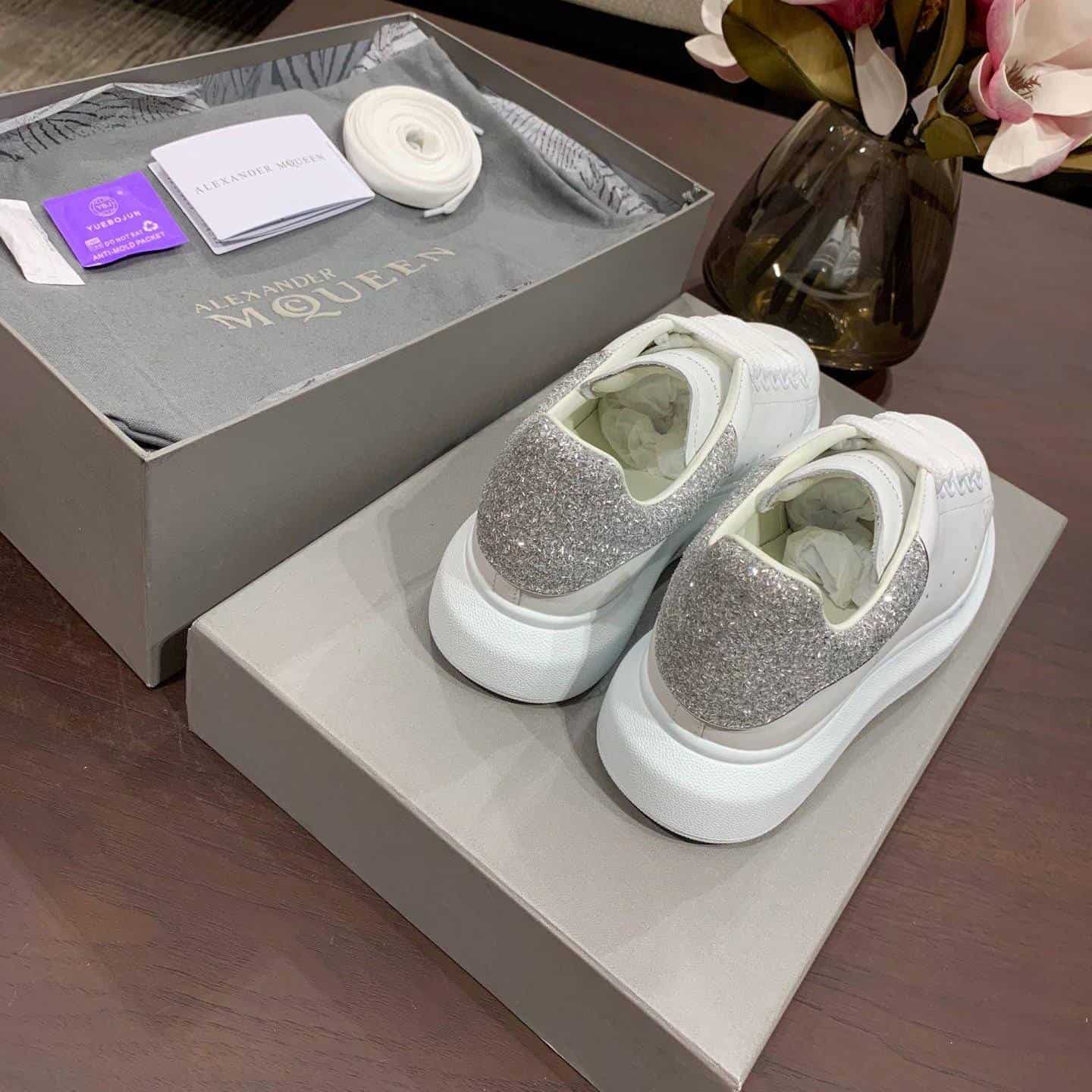 Alexander Mcqueen Sneaker Dupe - AM15