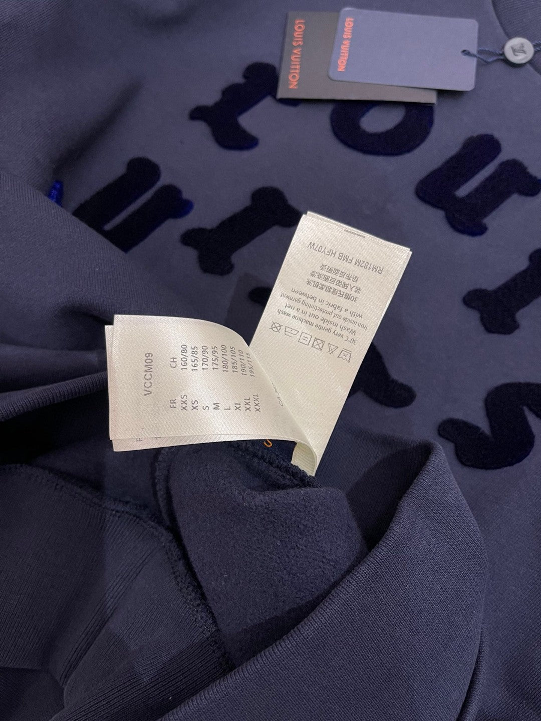 Louis Vuitton Sweatshirt