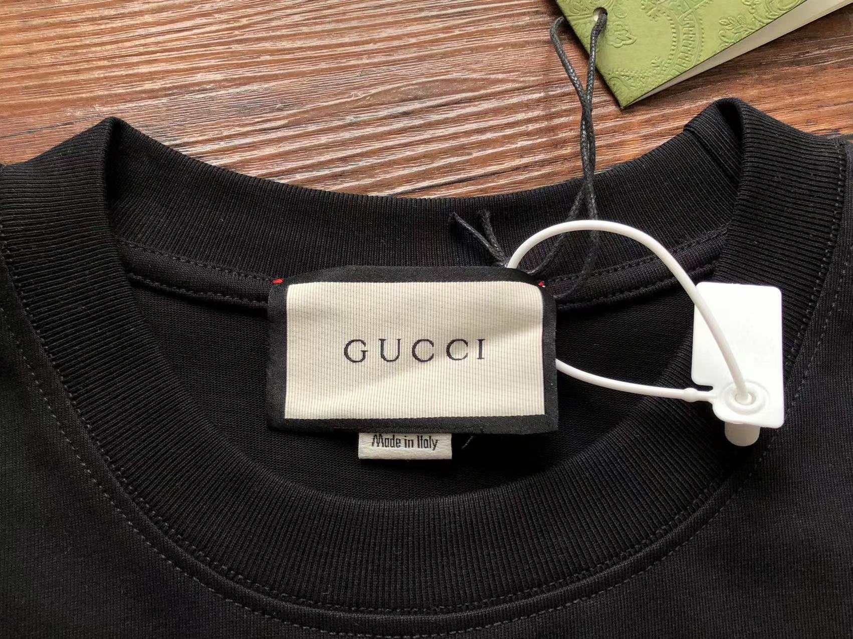 Gucci T-shirt