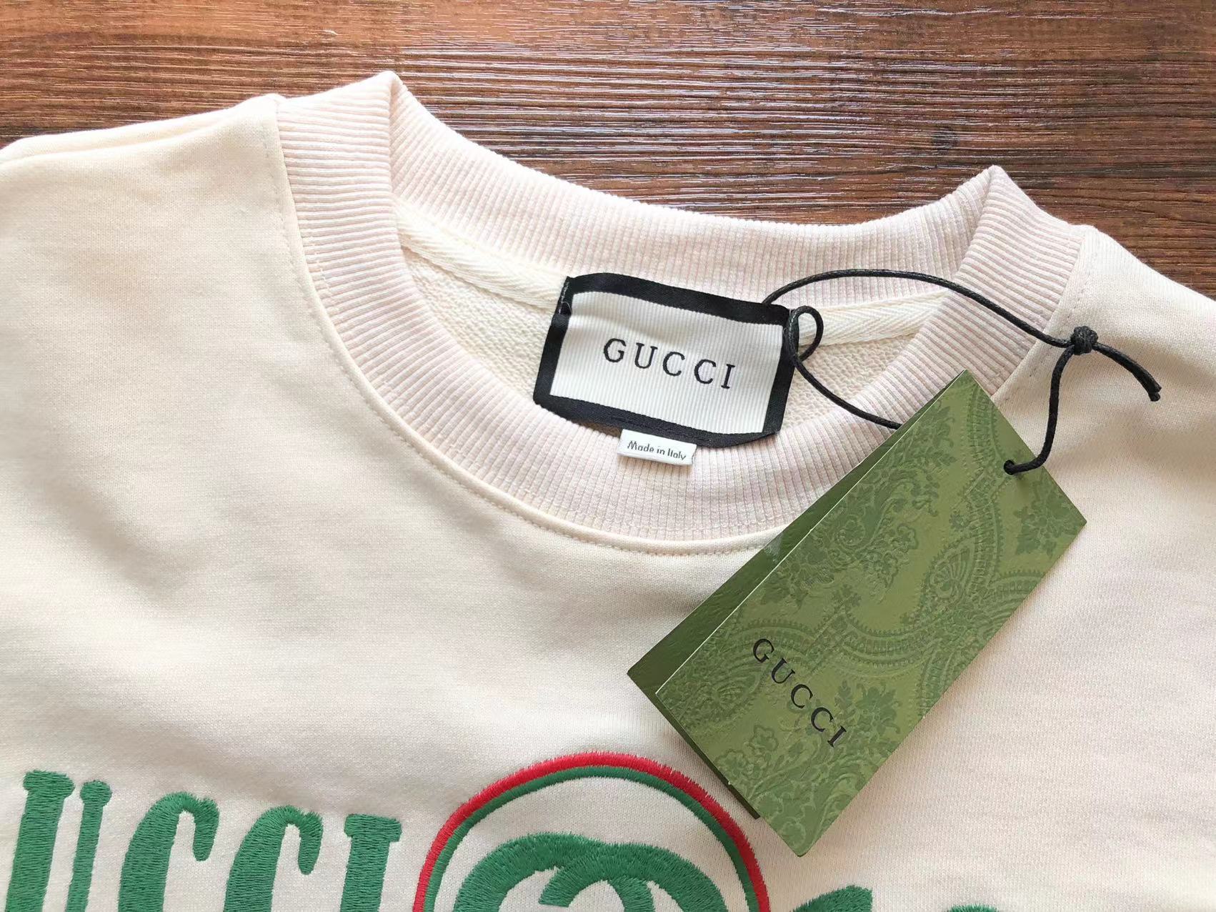 Gucci Sweatshirt