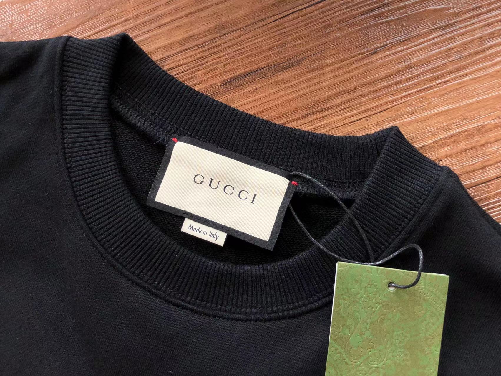 Gucci Sweatshirt