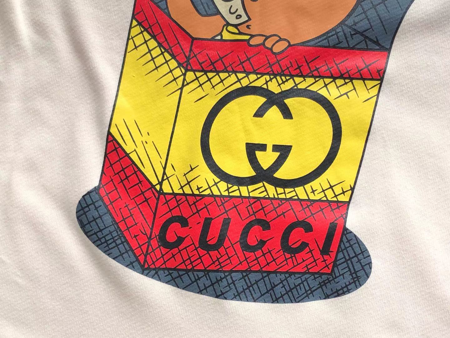Gucci Sweatshirt