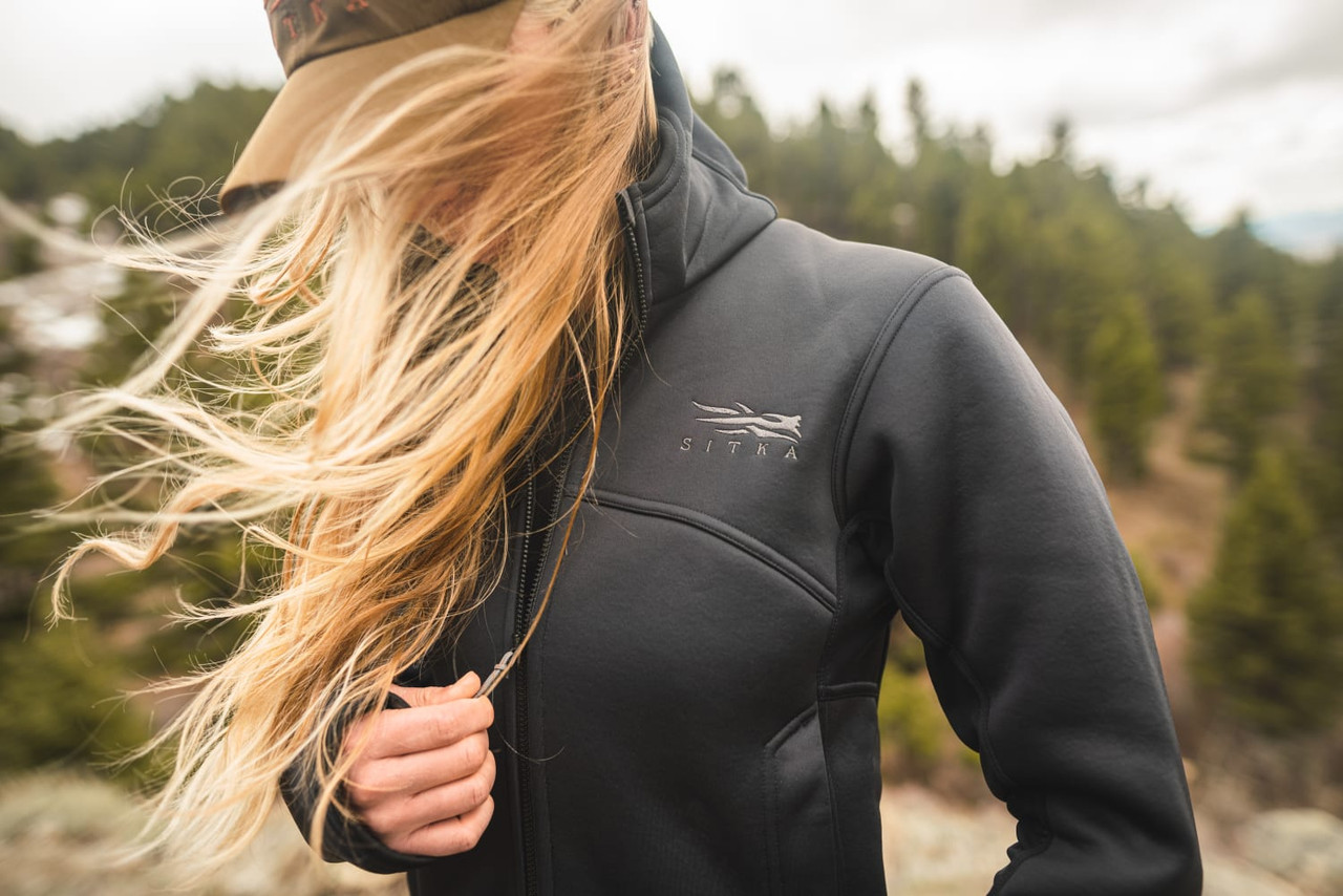 Women's Traverse Hoodie
