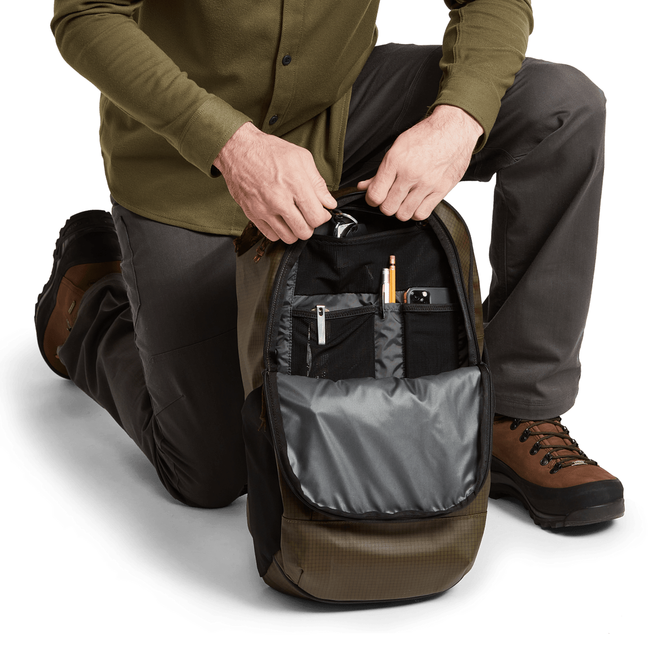 Drifter Travel Pack
