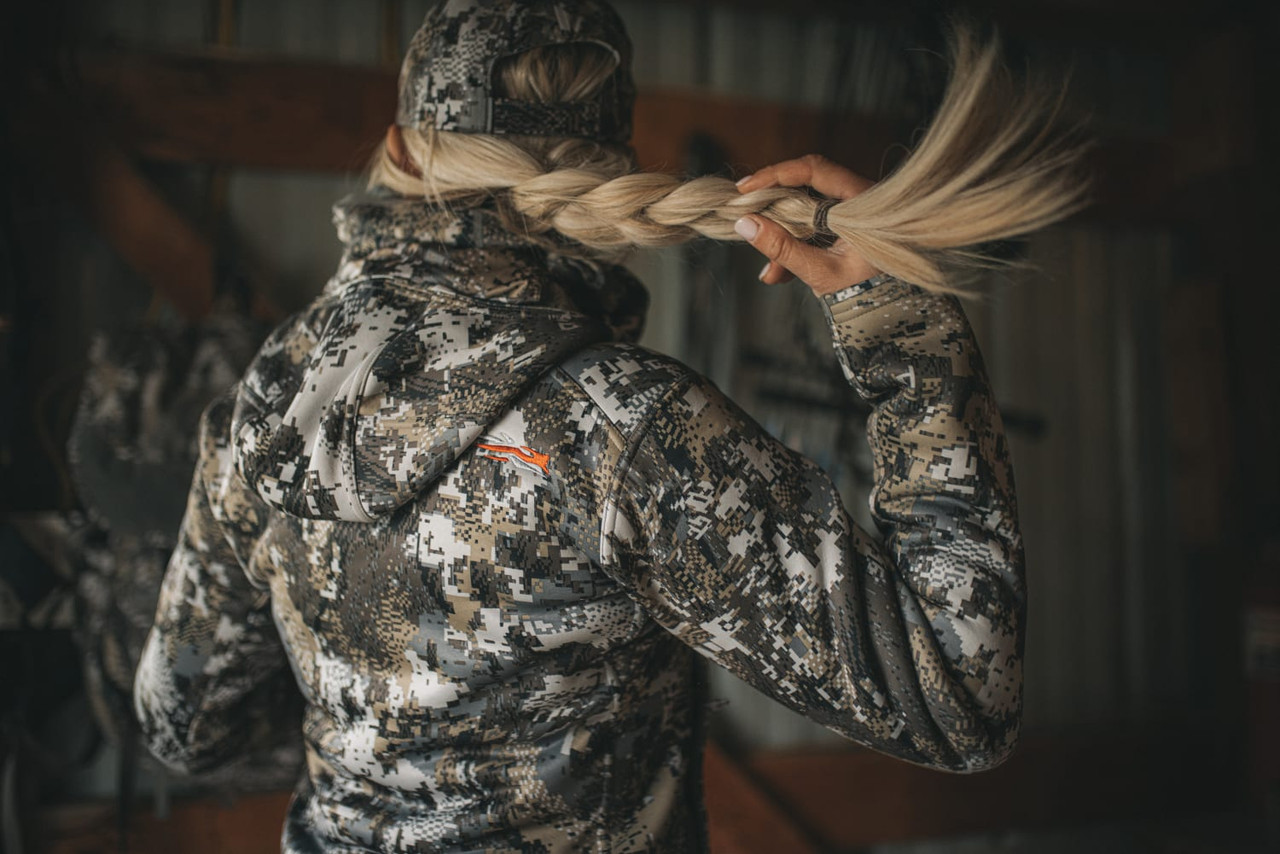 Women's Traverse Hoodie