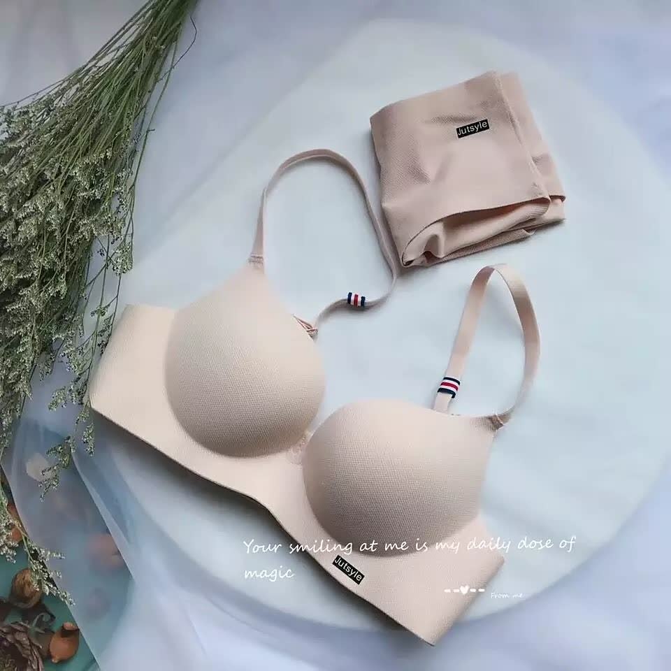 French Style Fashion British Pattern Element Simple Seamless One-piece No Rim Underwear Comfortable Bra