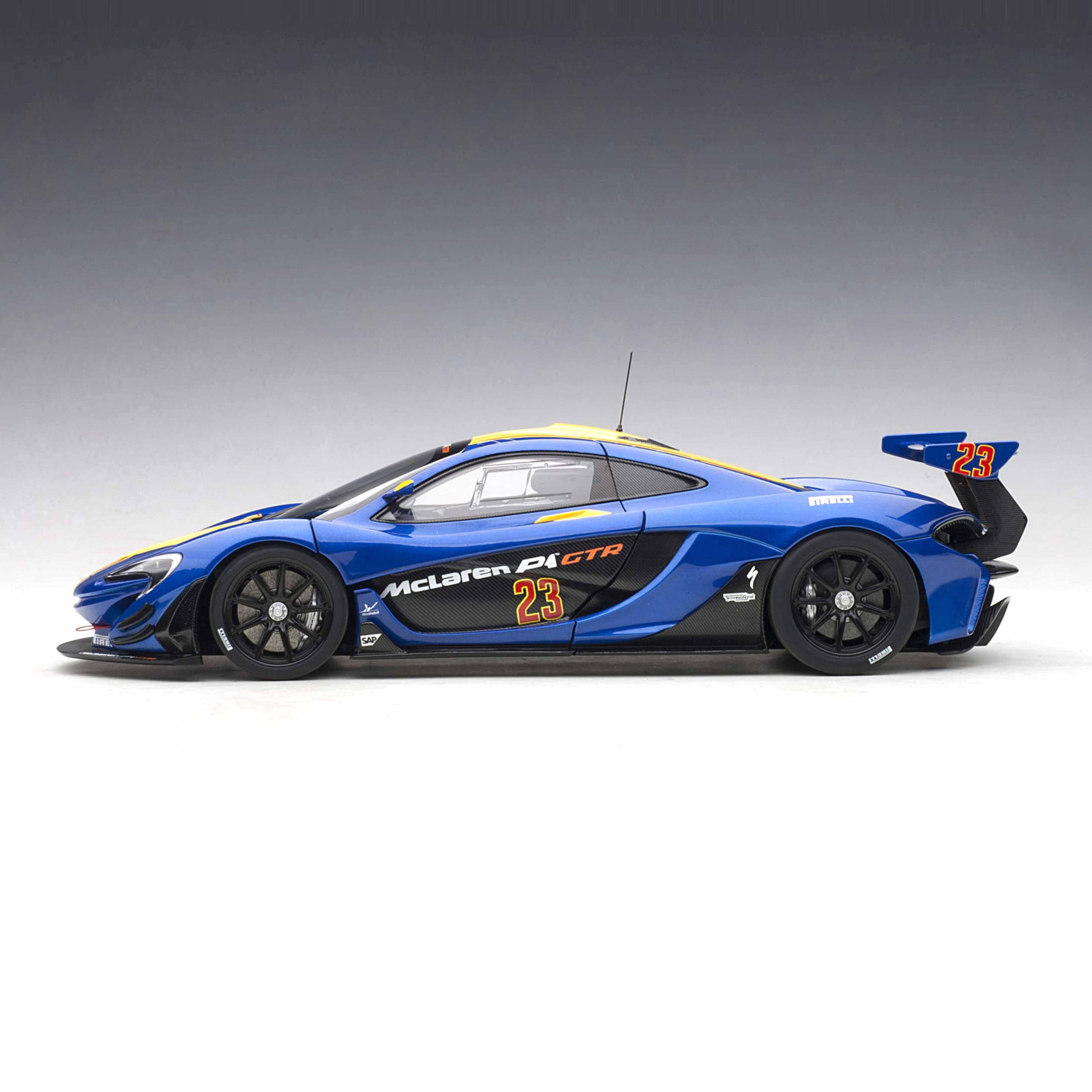 McLaren P1 GTR Bleu Métallique 1/18
