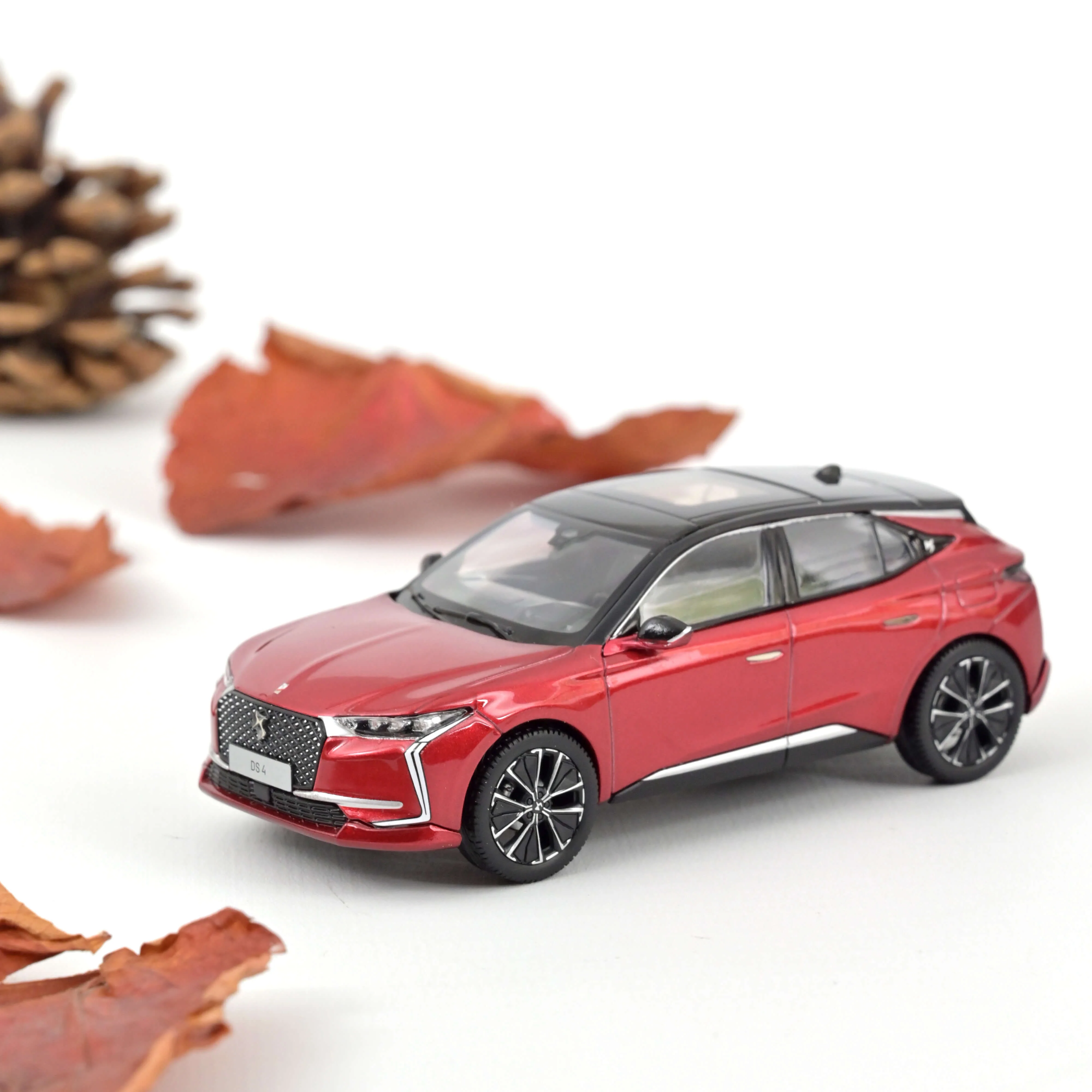 DS 4 2021 Rouge Velours 1/43