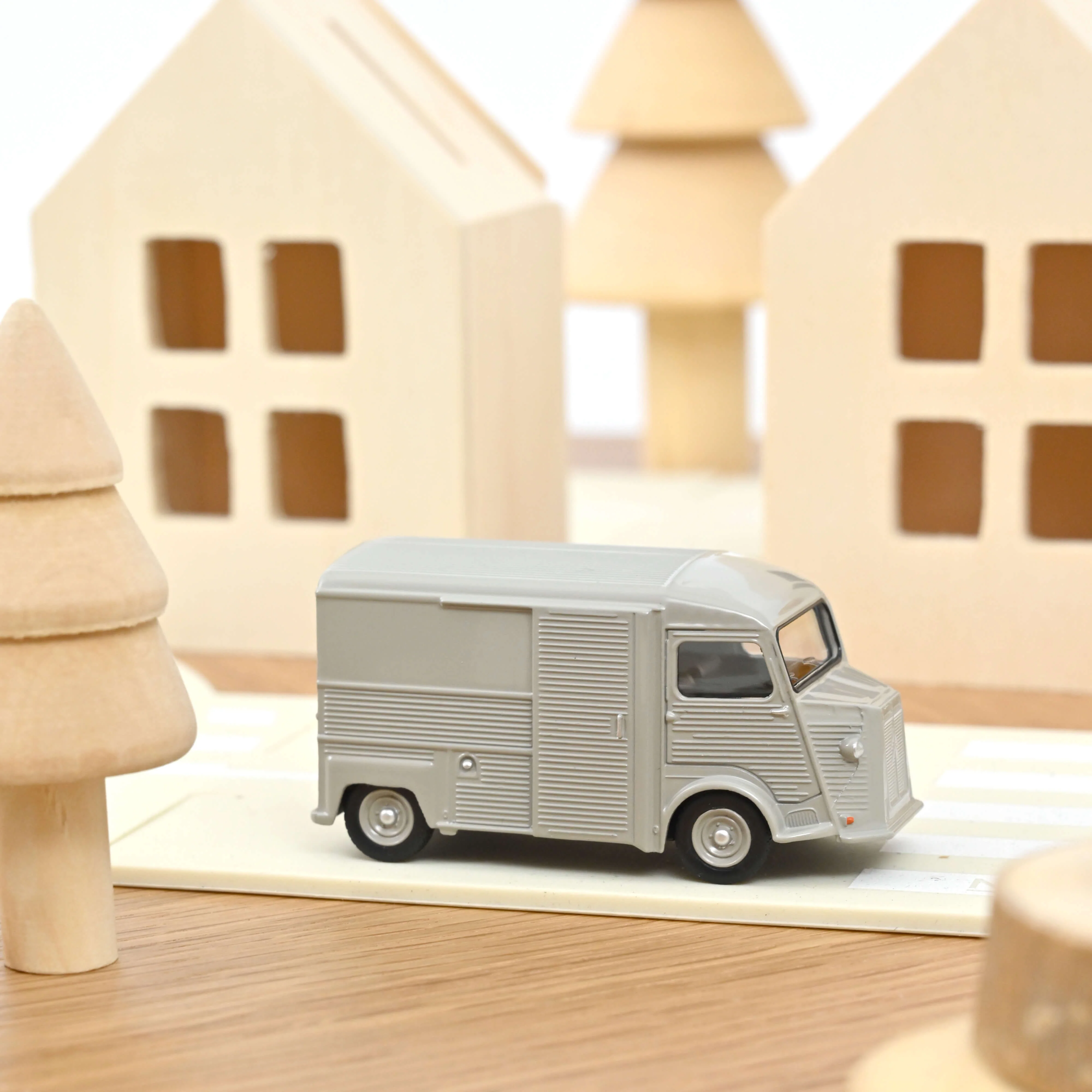 Citroën HY 1969 Gris Rosé 1/58