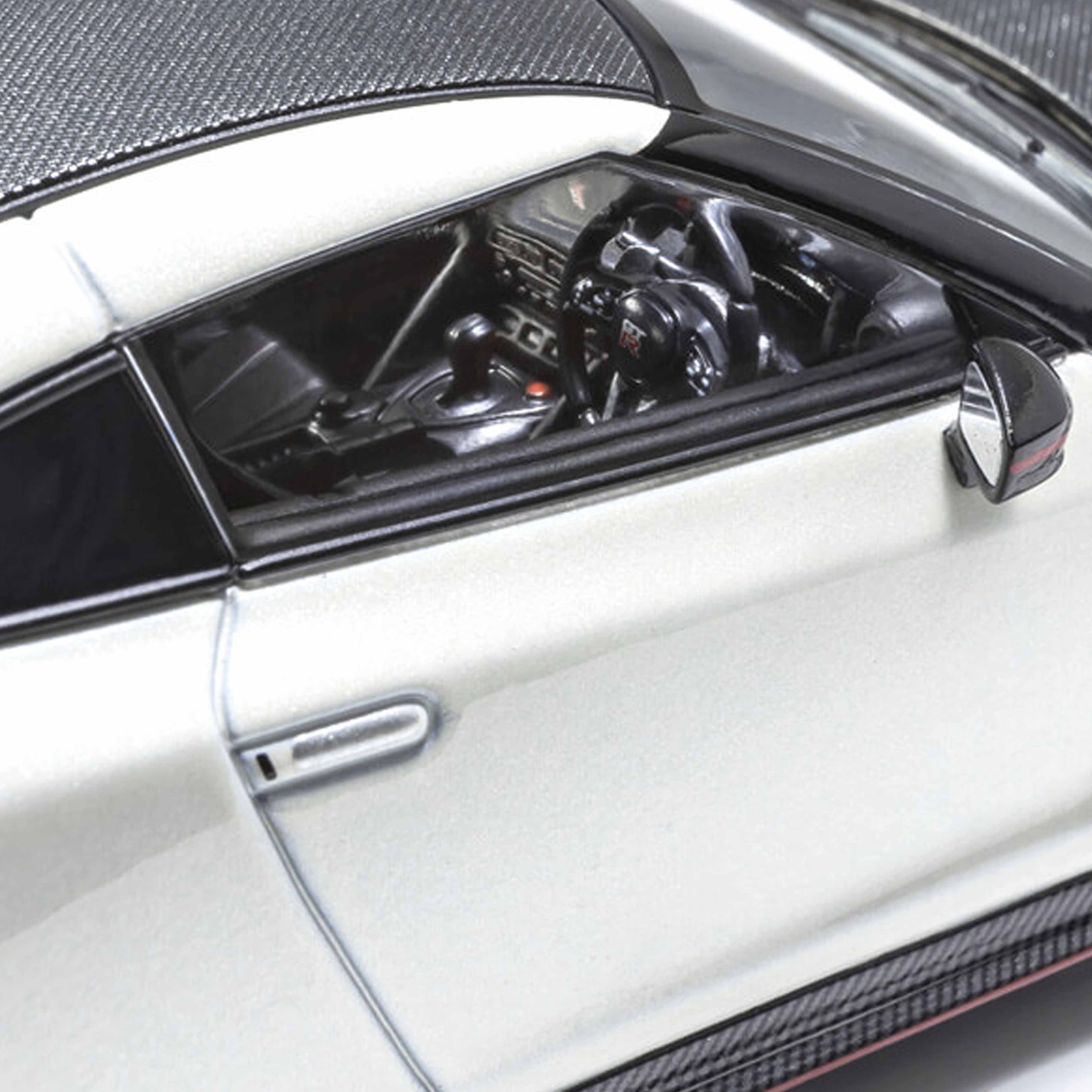 Nissan GT-R NISMO 2024 Blanc 1/43