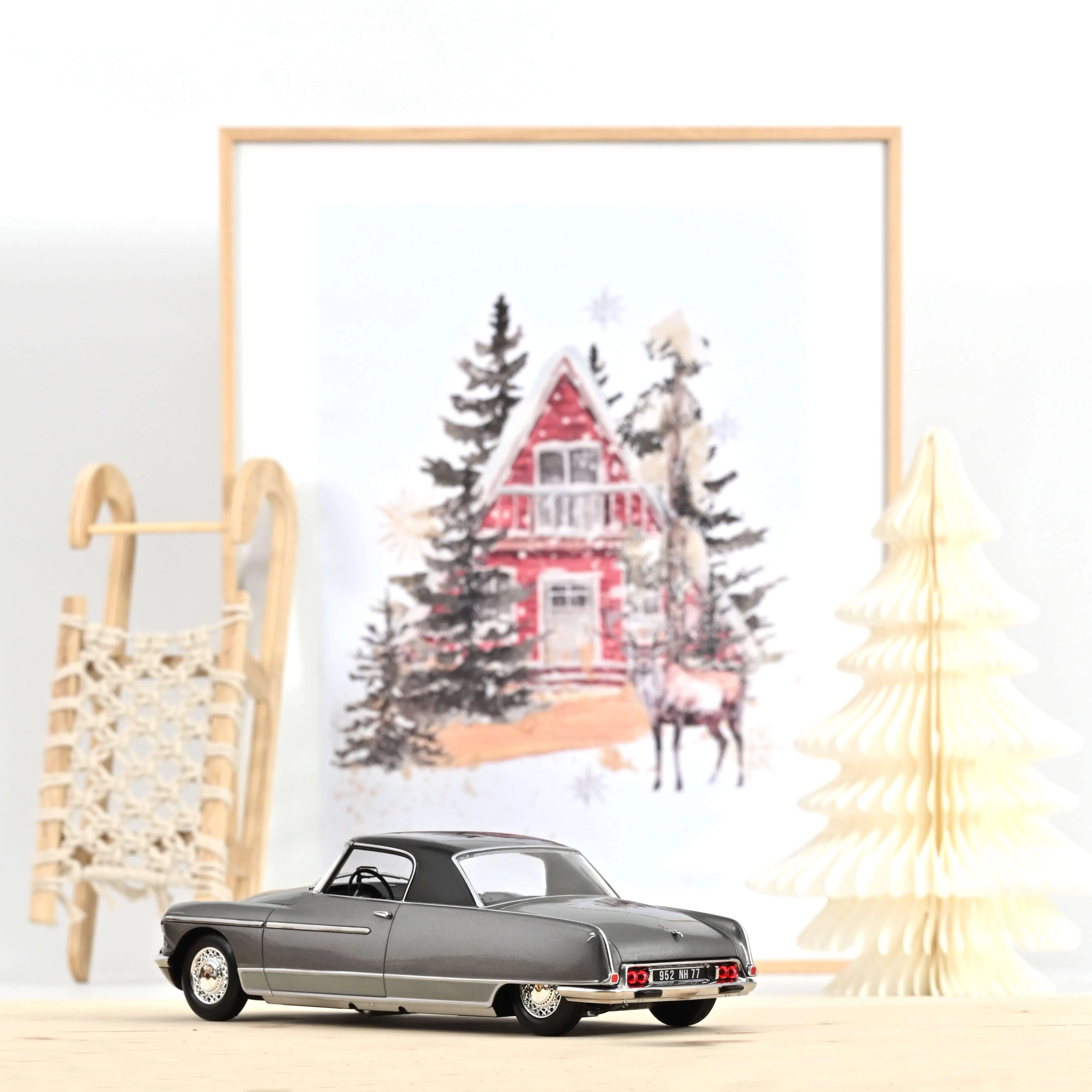 Citroën DS 19 Le Dandy 1964 Gris et Noir 1/18 - 300pcs