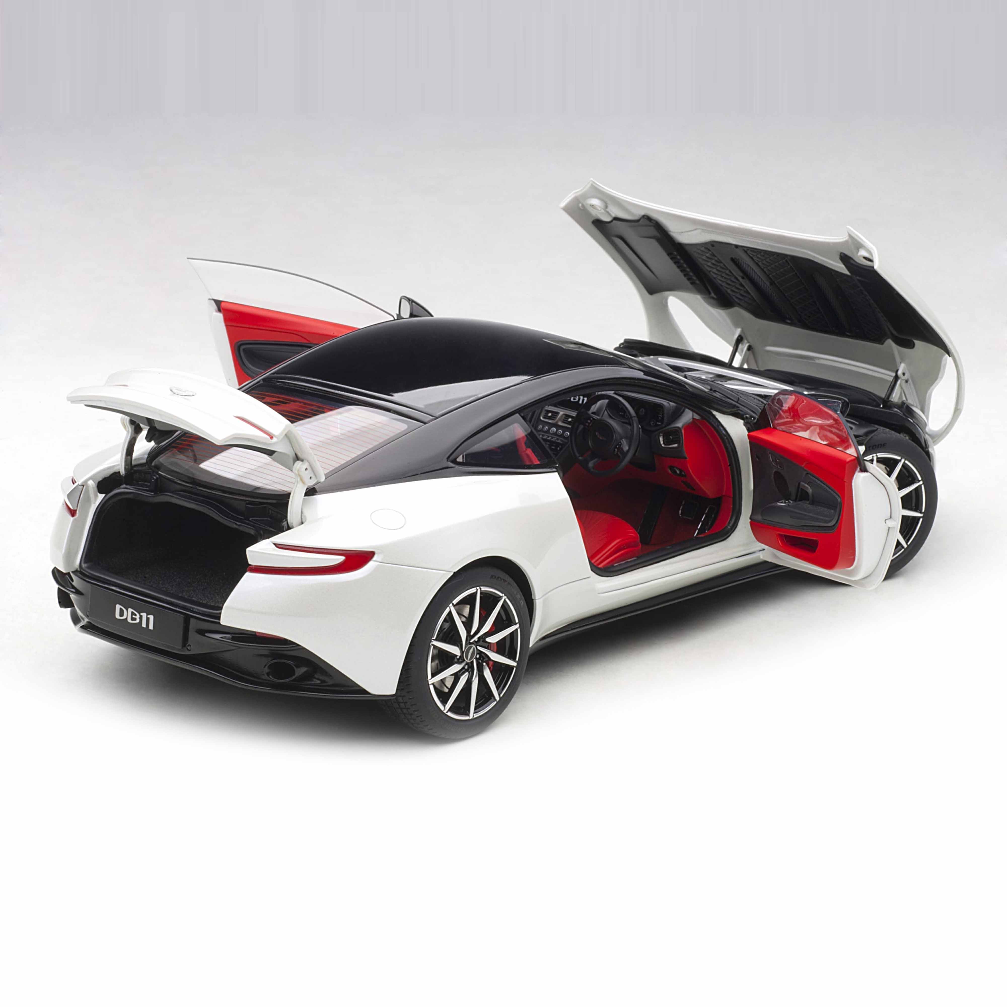 Aston Martin DB11 Givre du matin Blanc 1/18