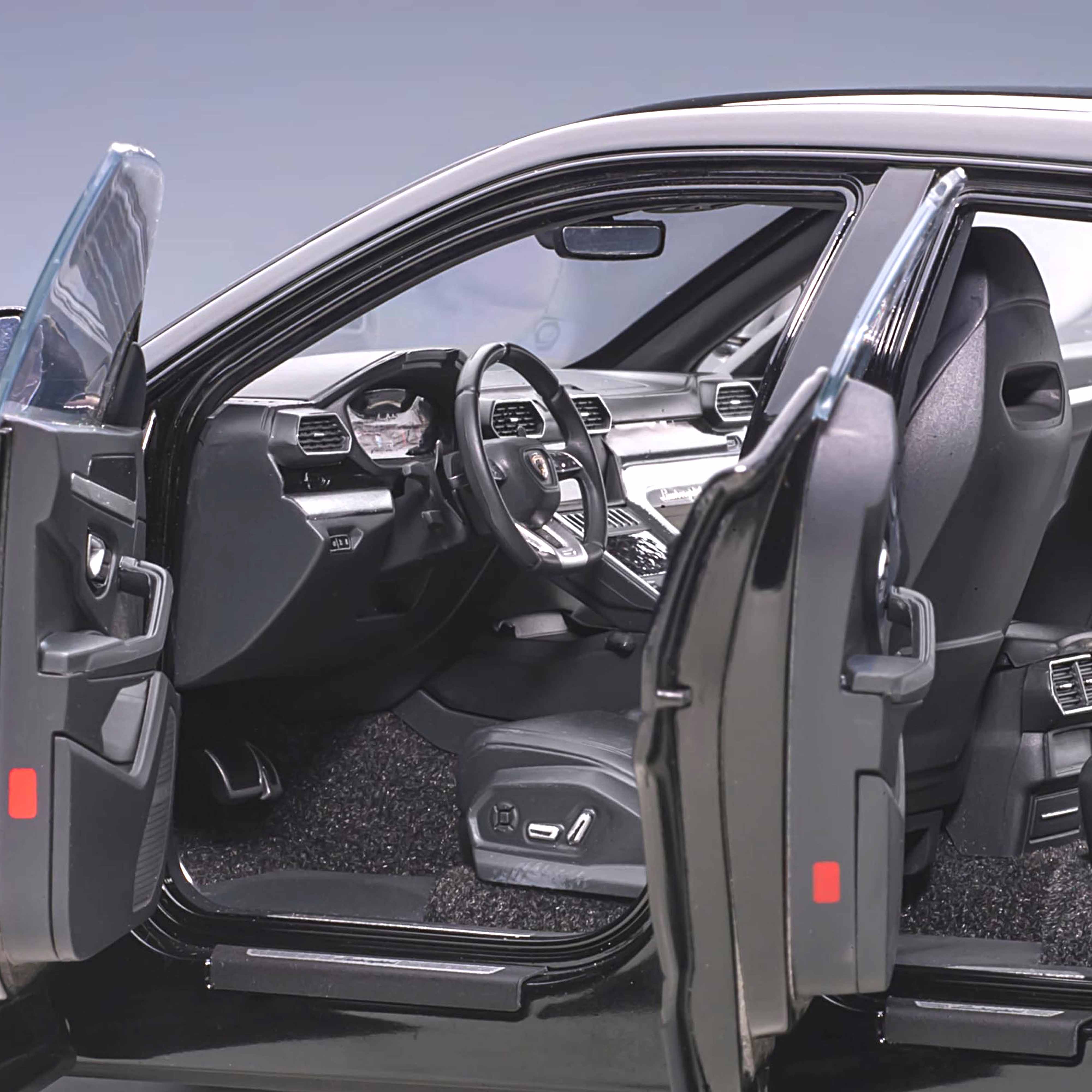 Lamborghini Urus 2018 Noir Intense 1/18