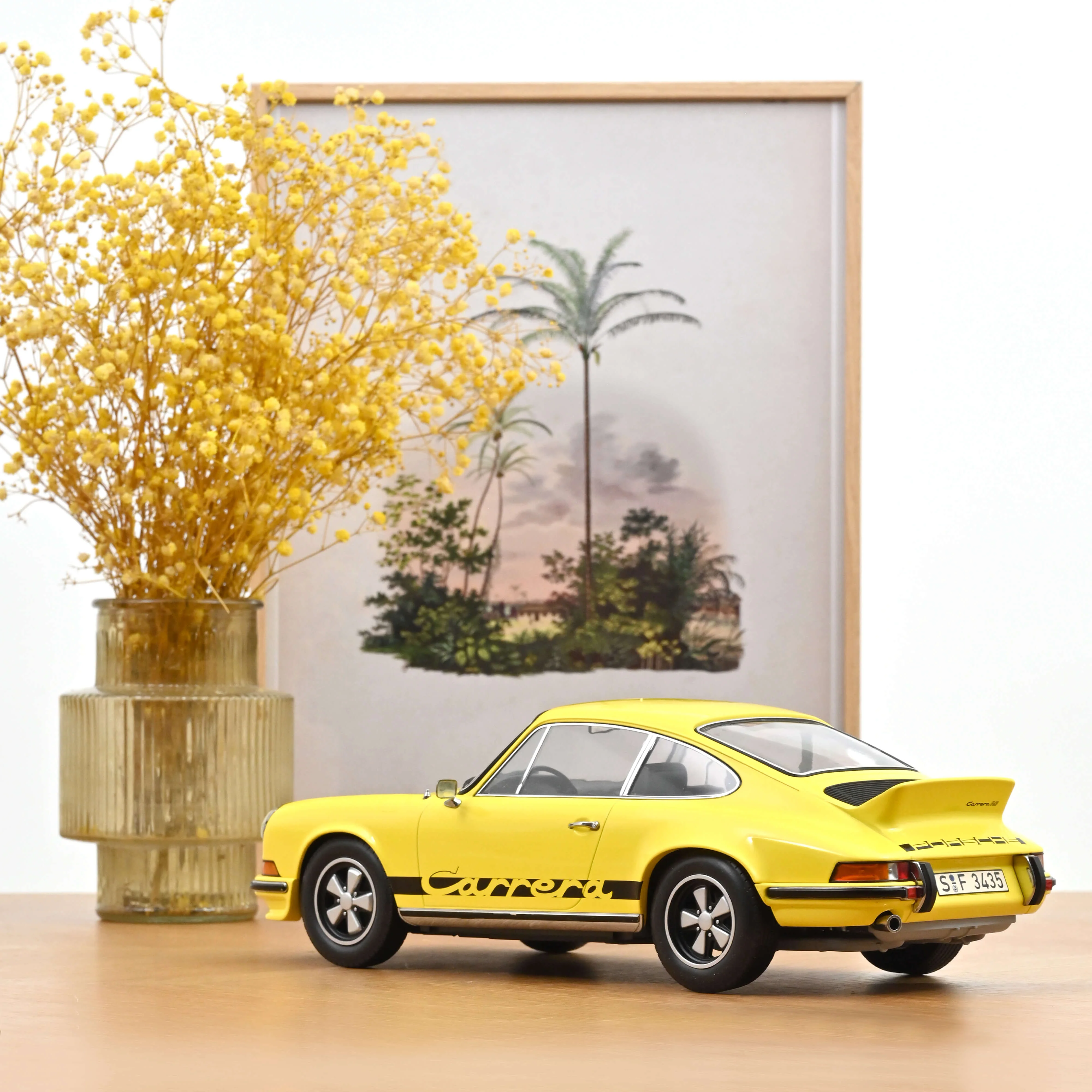 Porsche 911 Carrera RS 2.7 1973 Jaune clair 1/12 - 200 pcs
