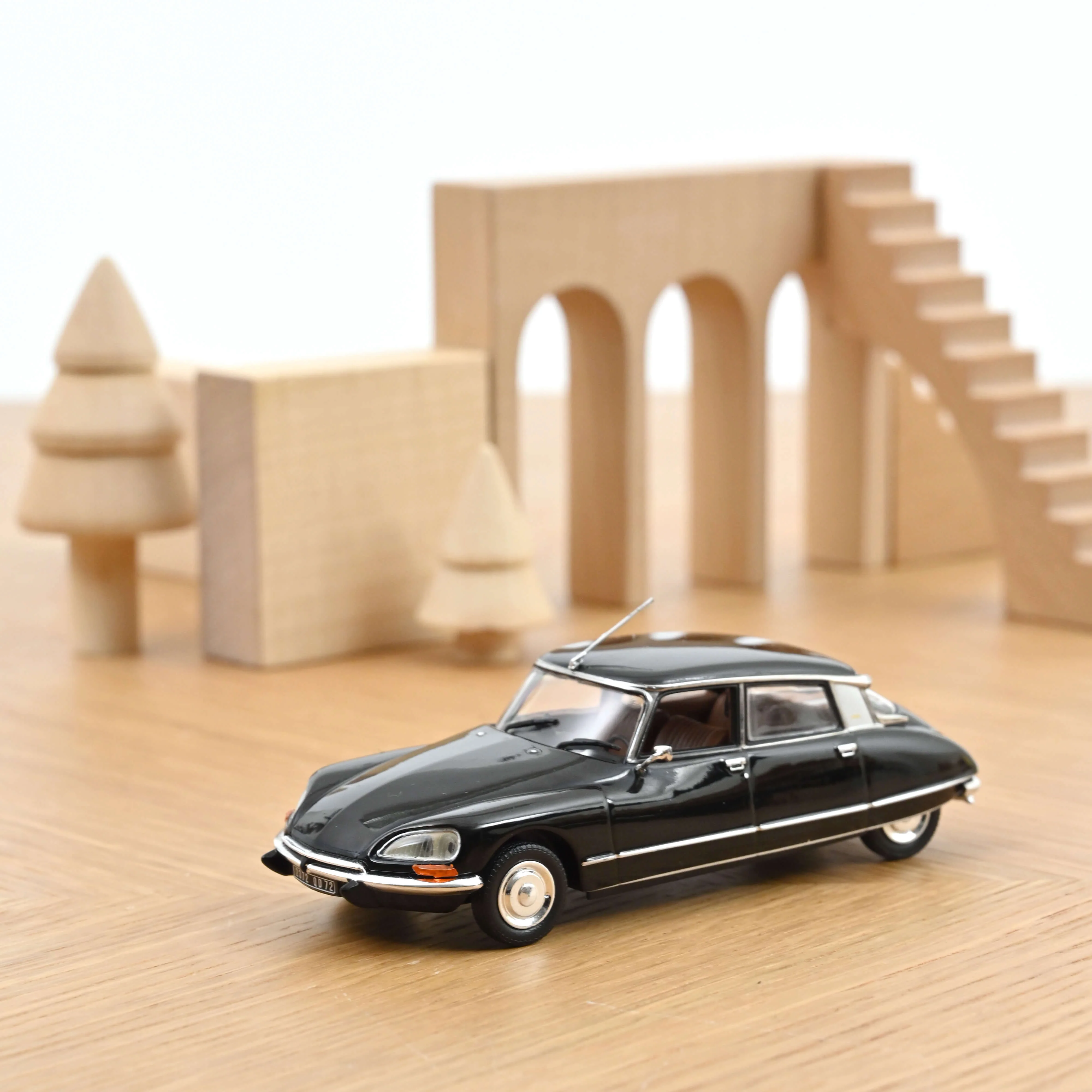 Citroën DS 23 Pallas 1972 Noir 1/43