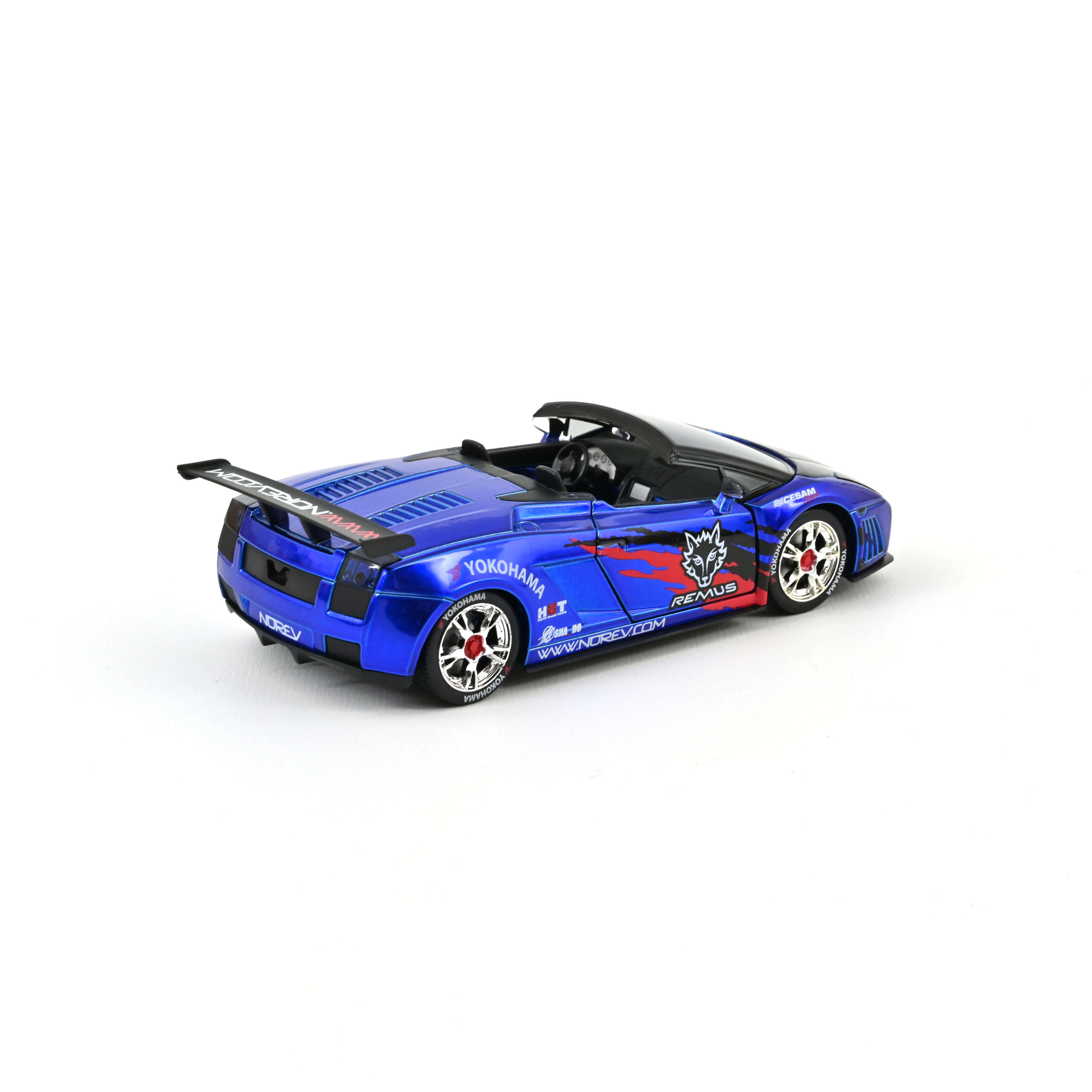 Street Racer coffret 2 voitures + 1 offerte 1/32