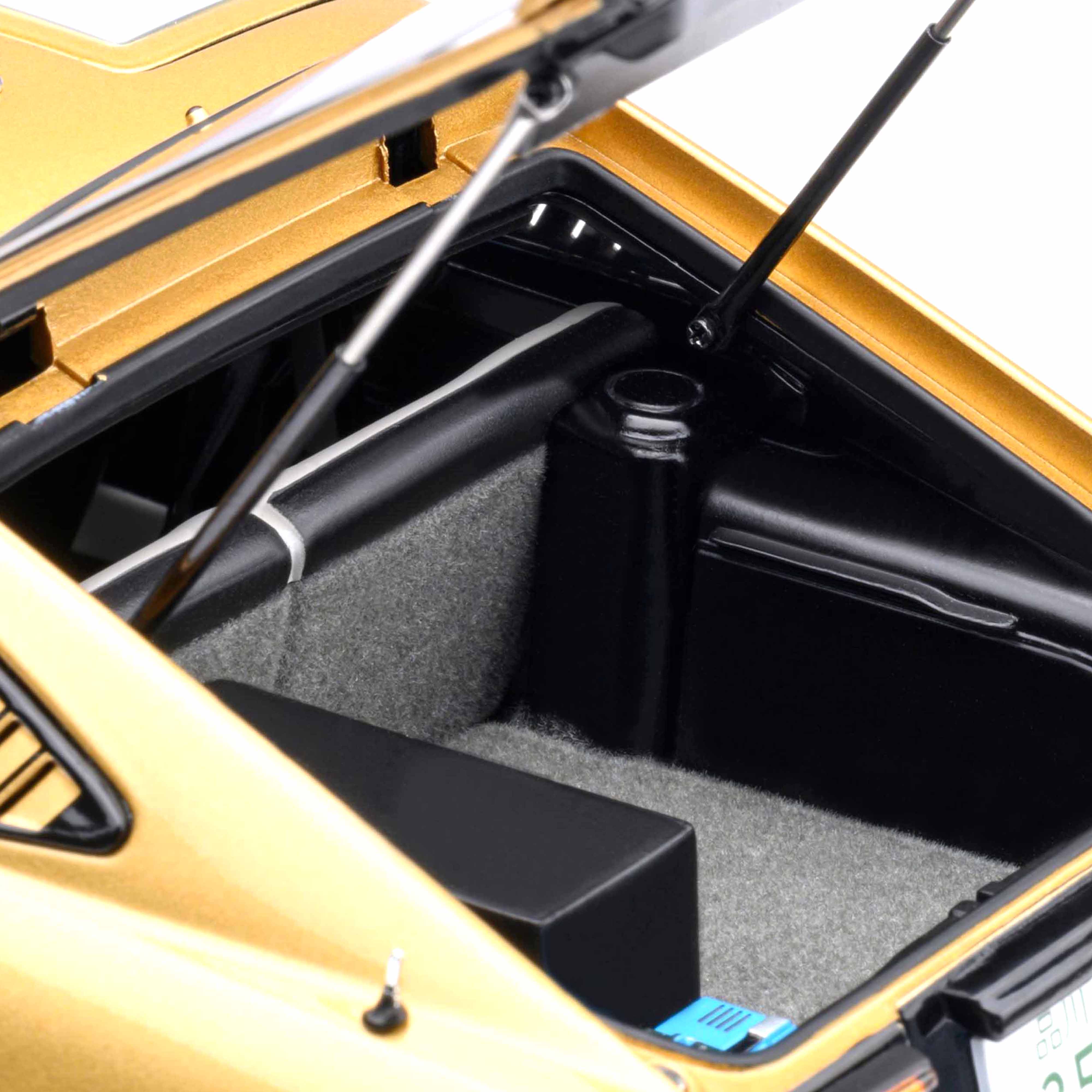 Nissan Fairlady Z (S130) Seibu-Keisatsu Super Z 1/18