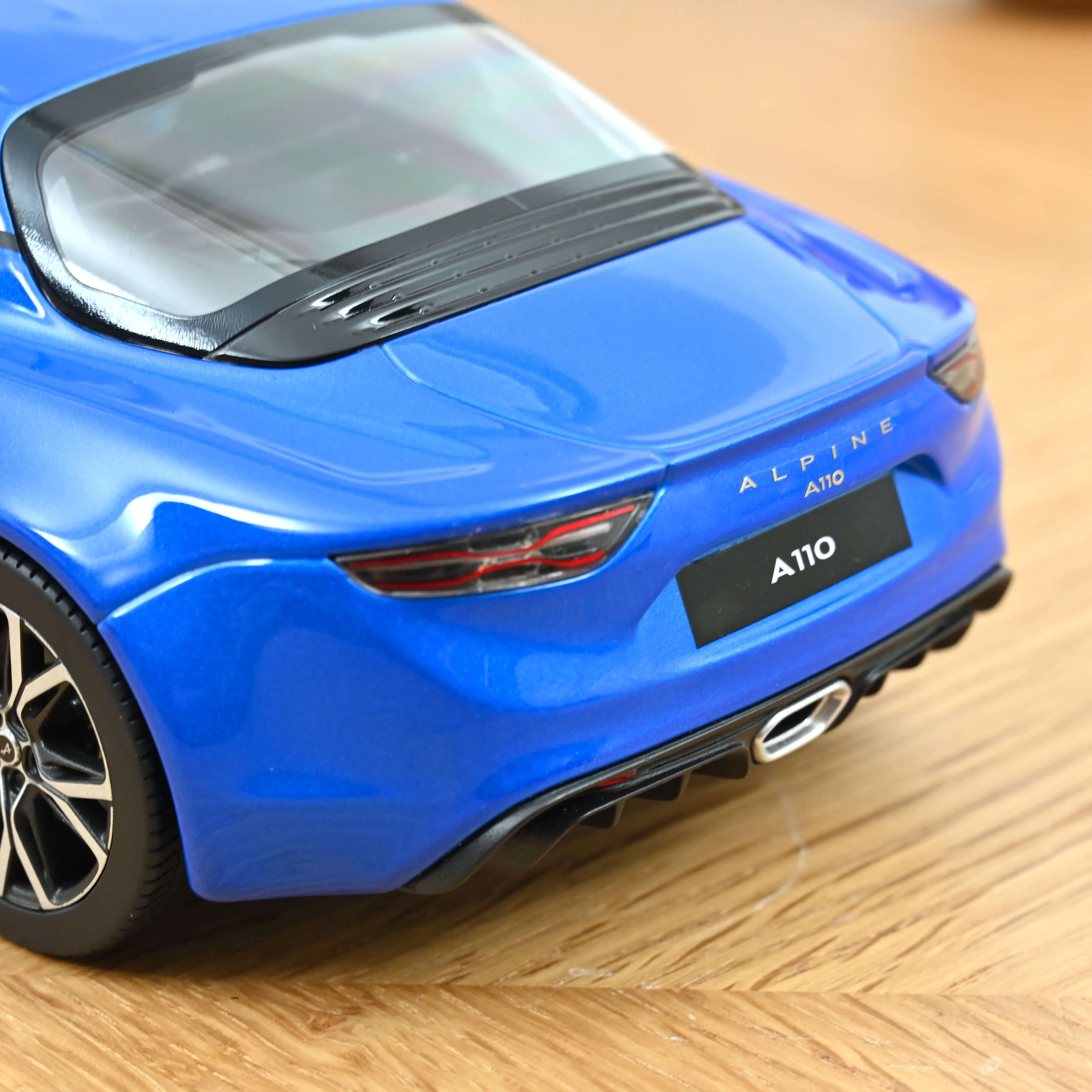 Alpine A110 2022 Bleu Alpine 1/18
