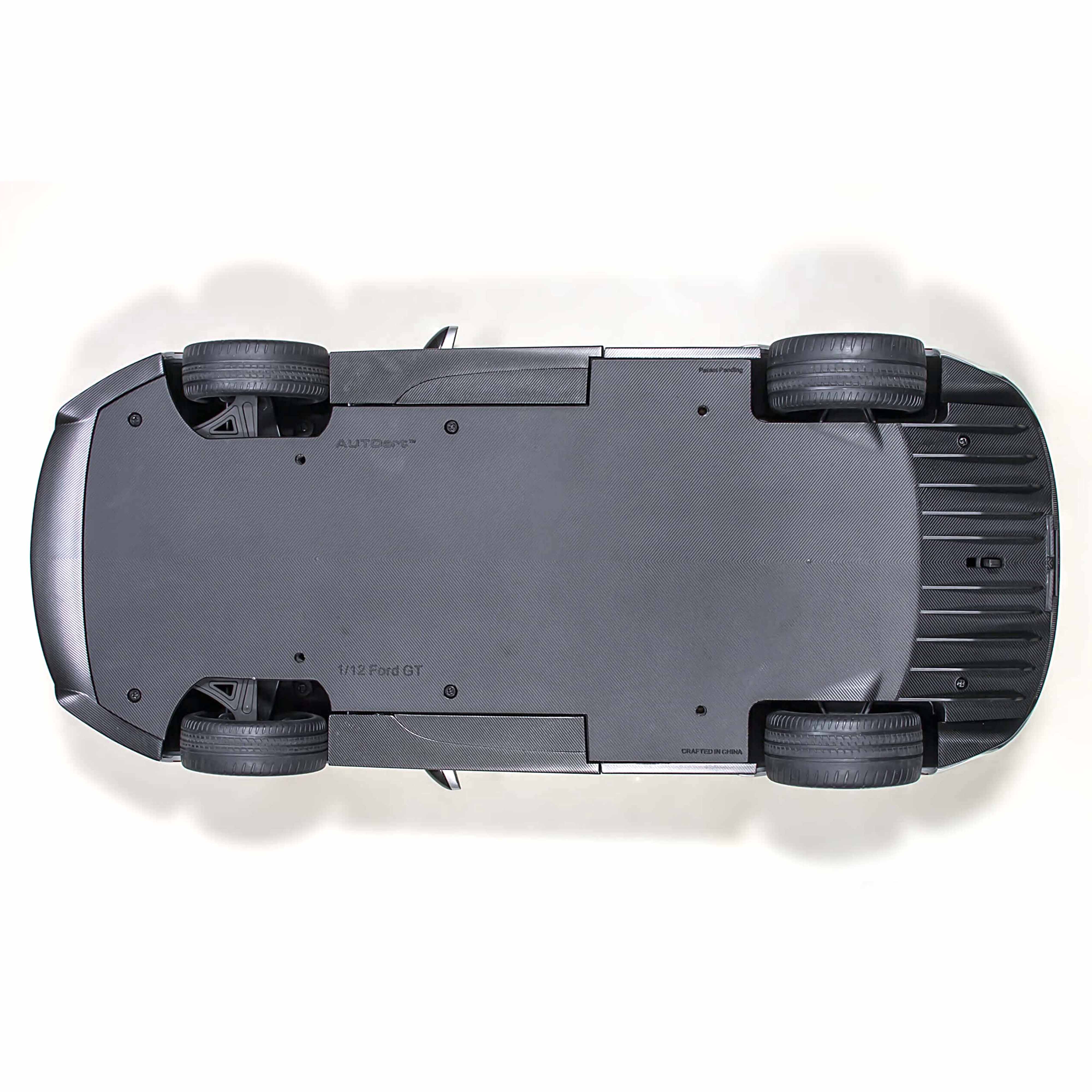 Ford GT 2017 Bandes argentées/noires 1/12