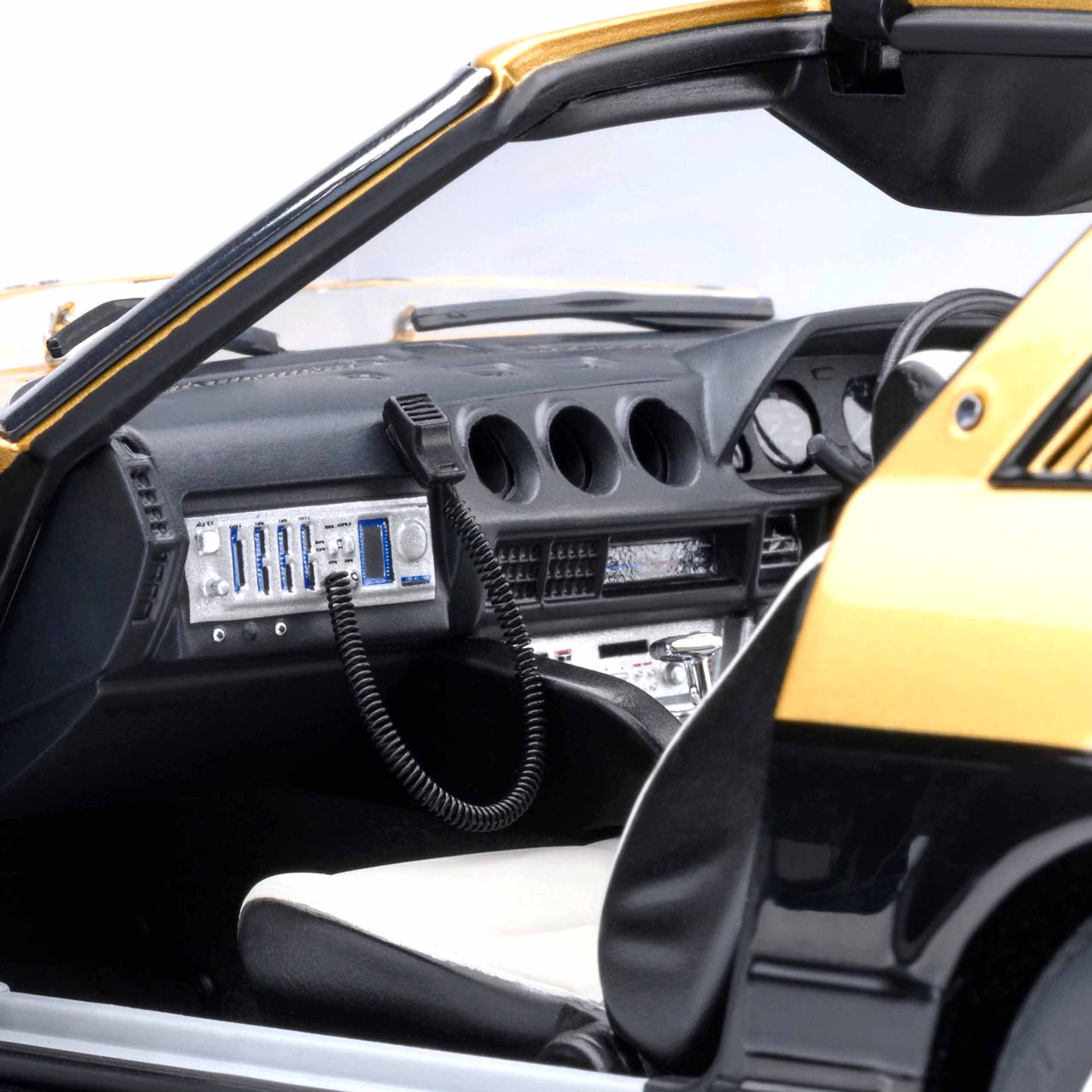 Nissan Fairlady Z (S130) Seibu-Keisatsu Super Z 1/18