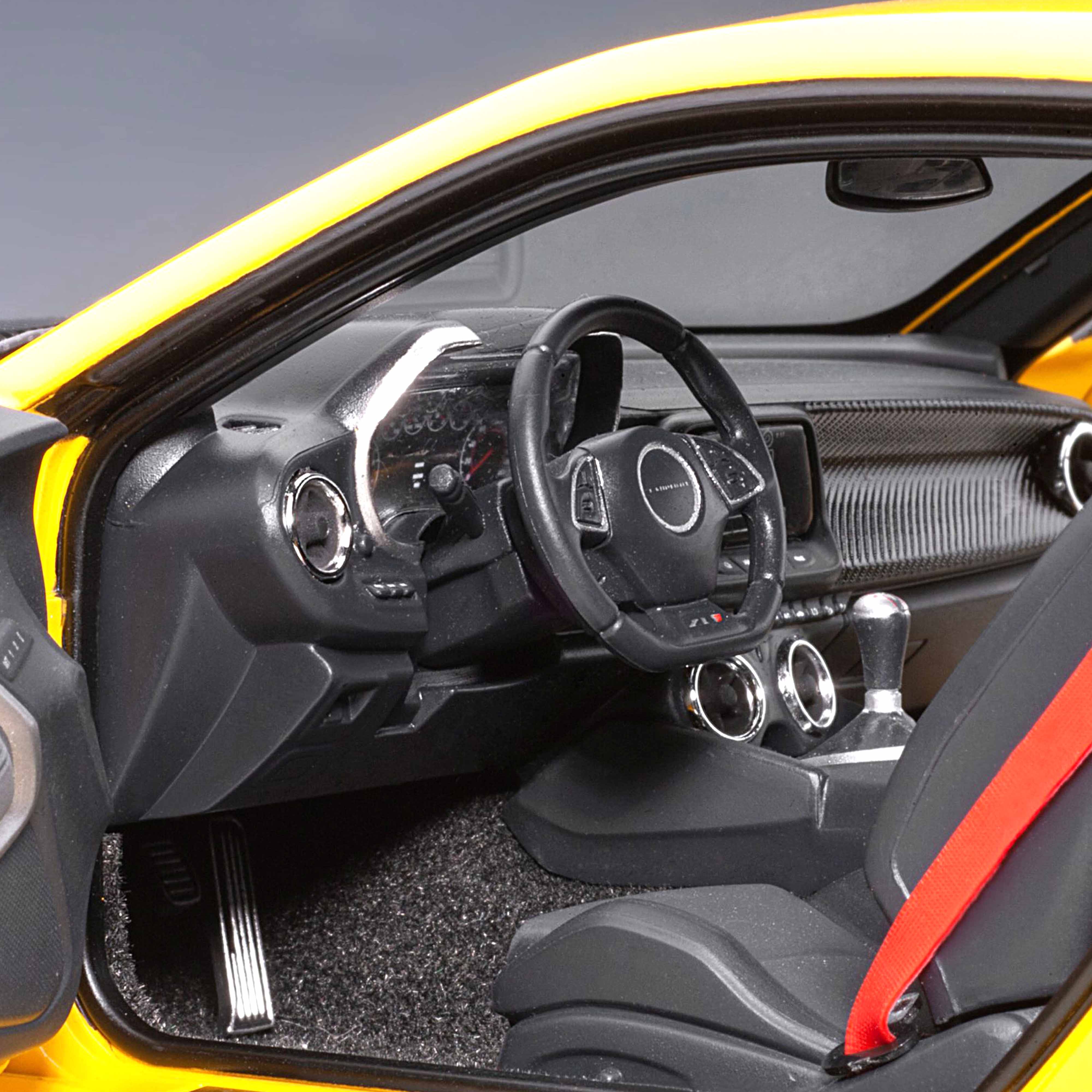 Chevrolet Camaro ZL1 2017 Jaune vif 1/18