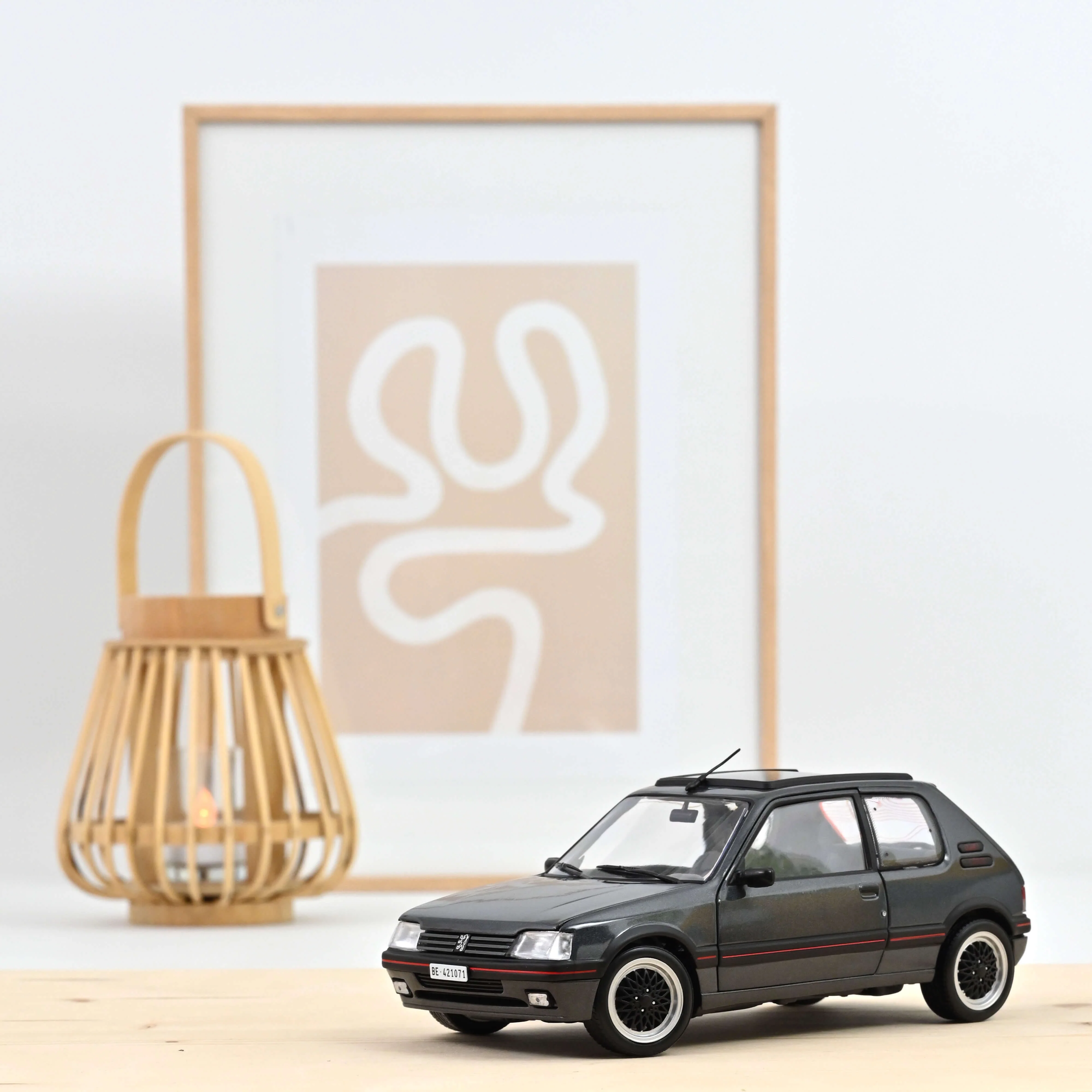Peugeot 205 GTi Collection 1992 Graphite Gris 1/18 - 300pcs