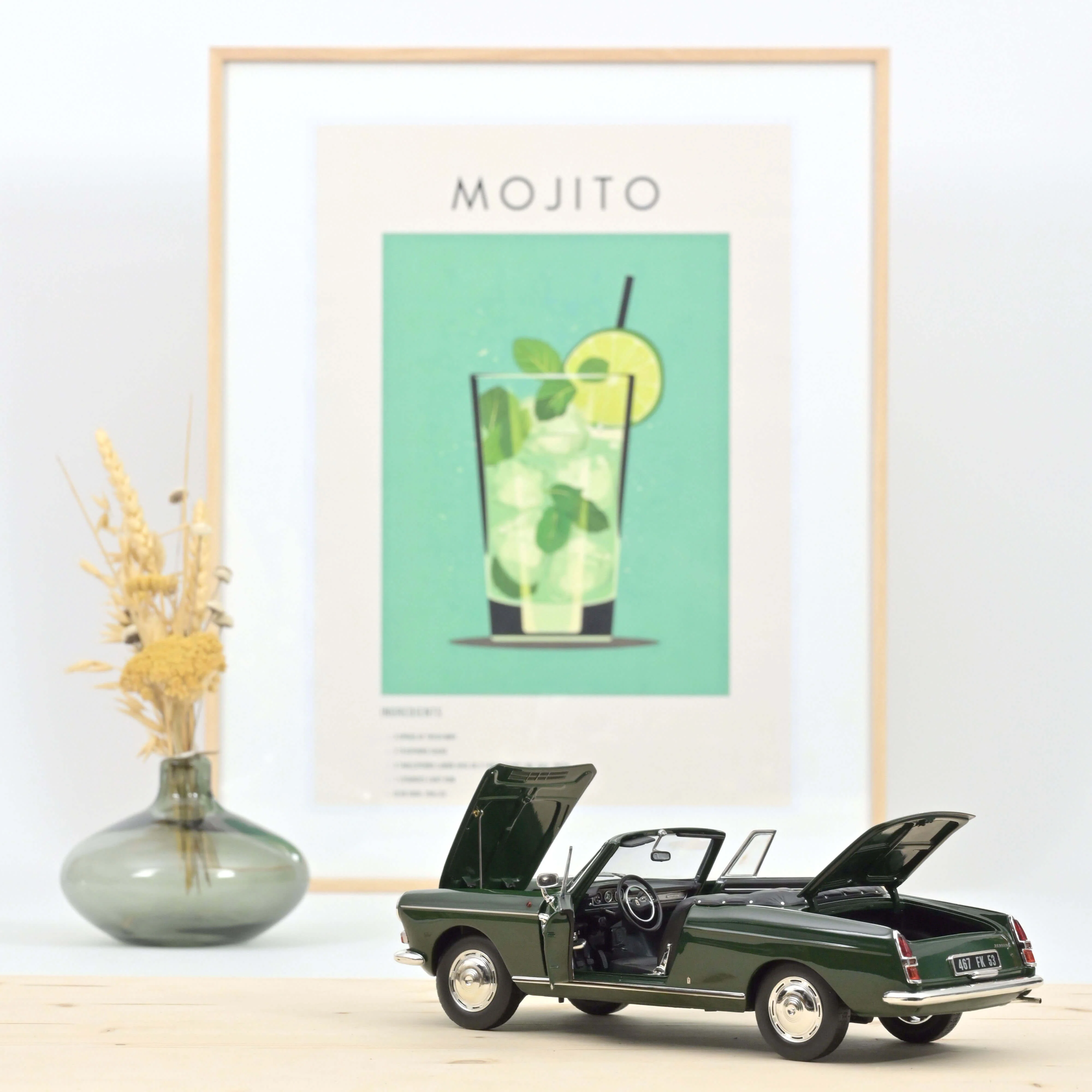 Peugeot 404 Cabriolet 1967 Vert Antique 1/18 - 200pcs