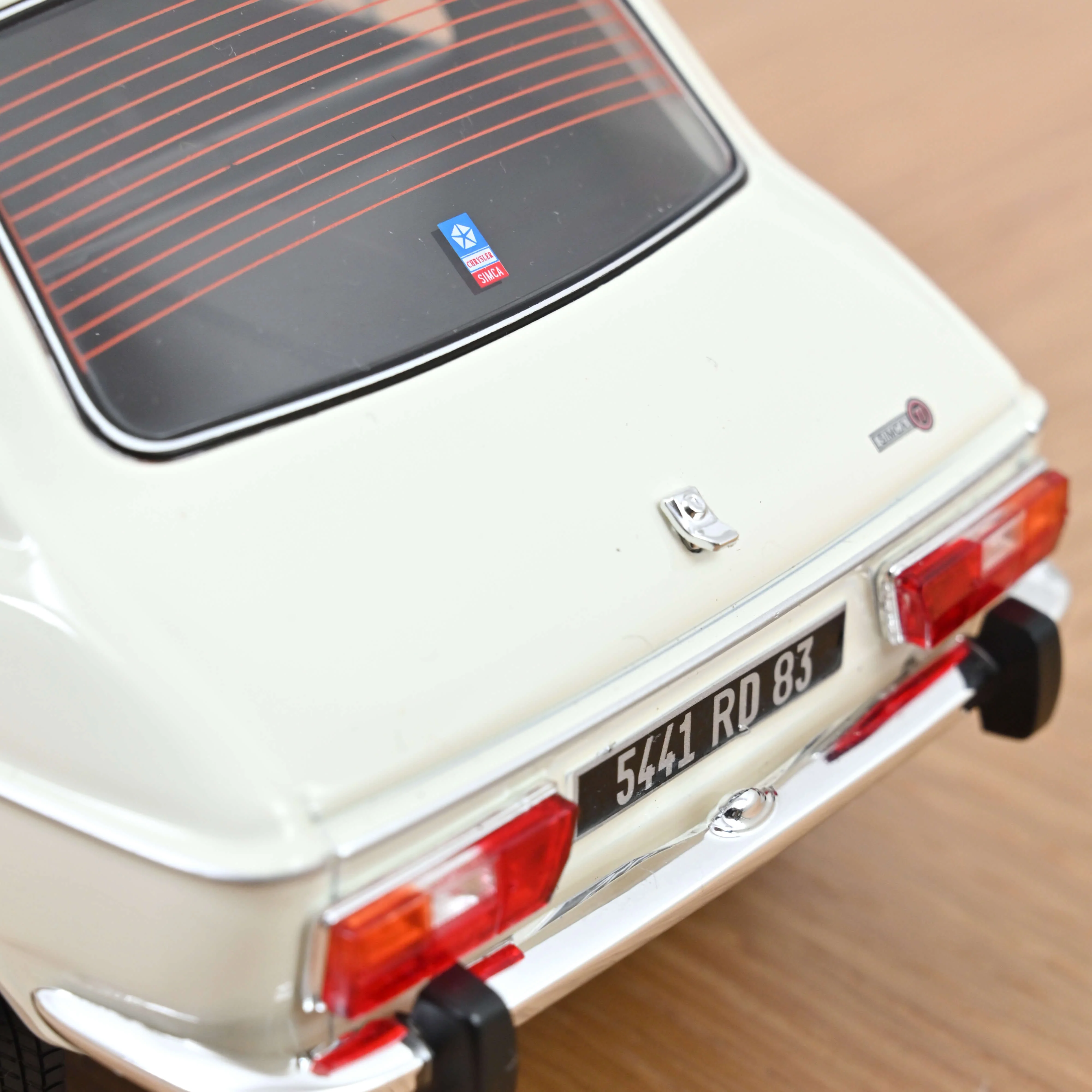 Simca 1100 Ti 1975 Blanc Tacoma 1/18 - 300pcs