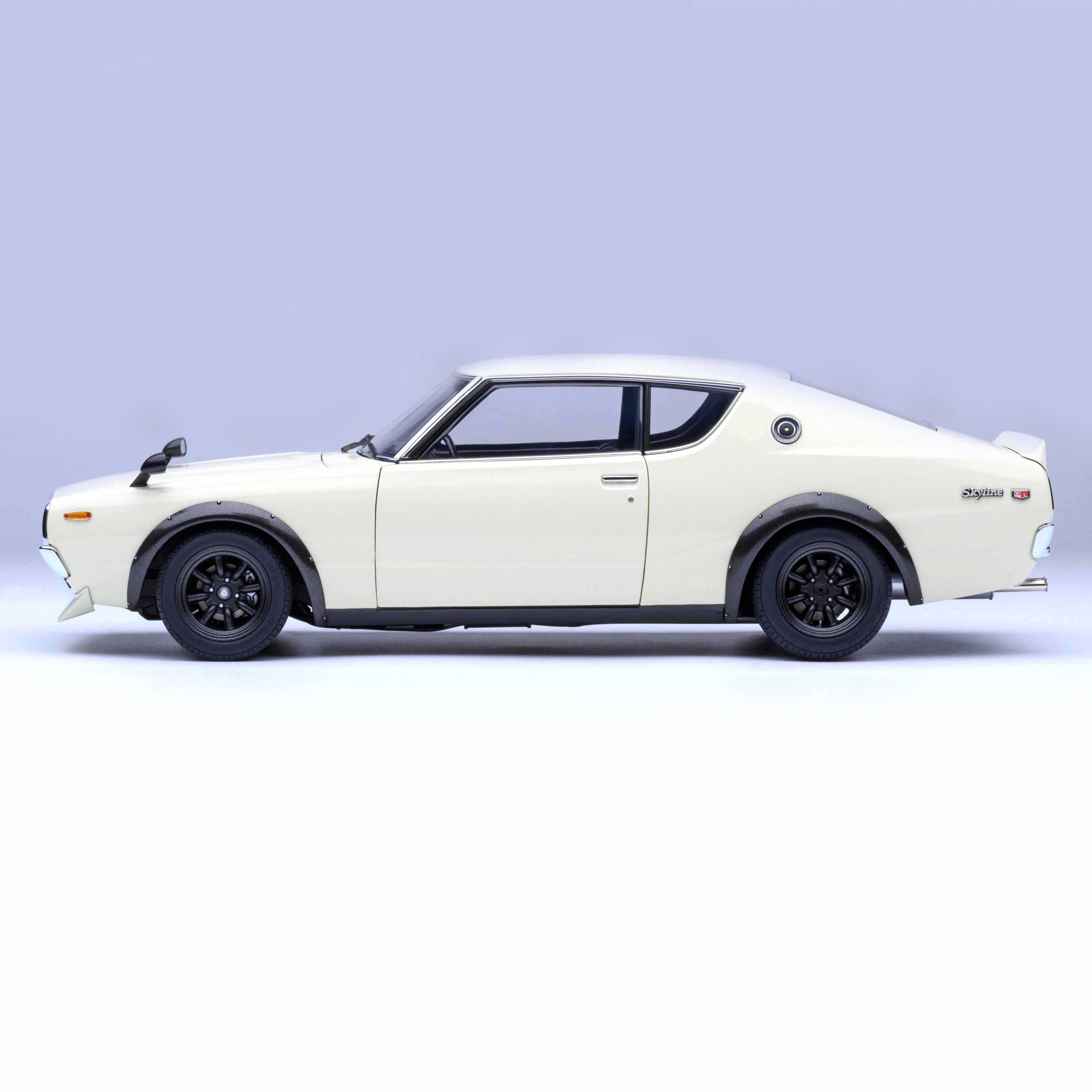 Nissan Skyline 2000 GT-R (KPGC110) Blanc 1/18