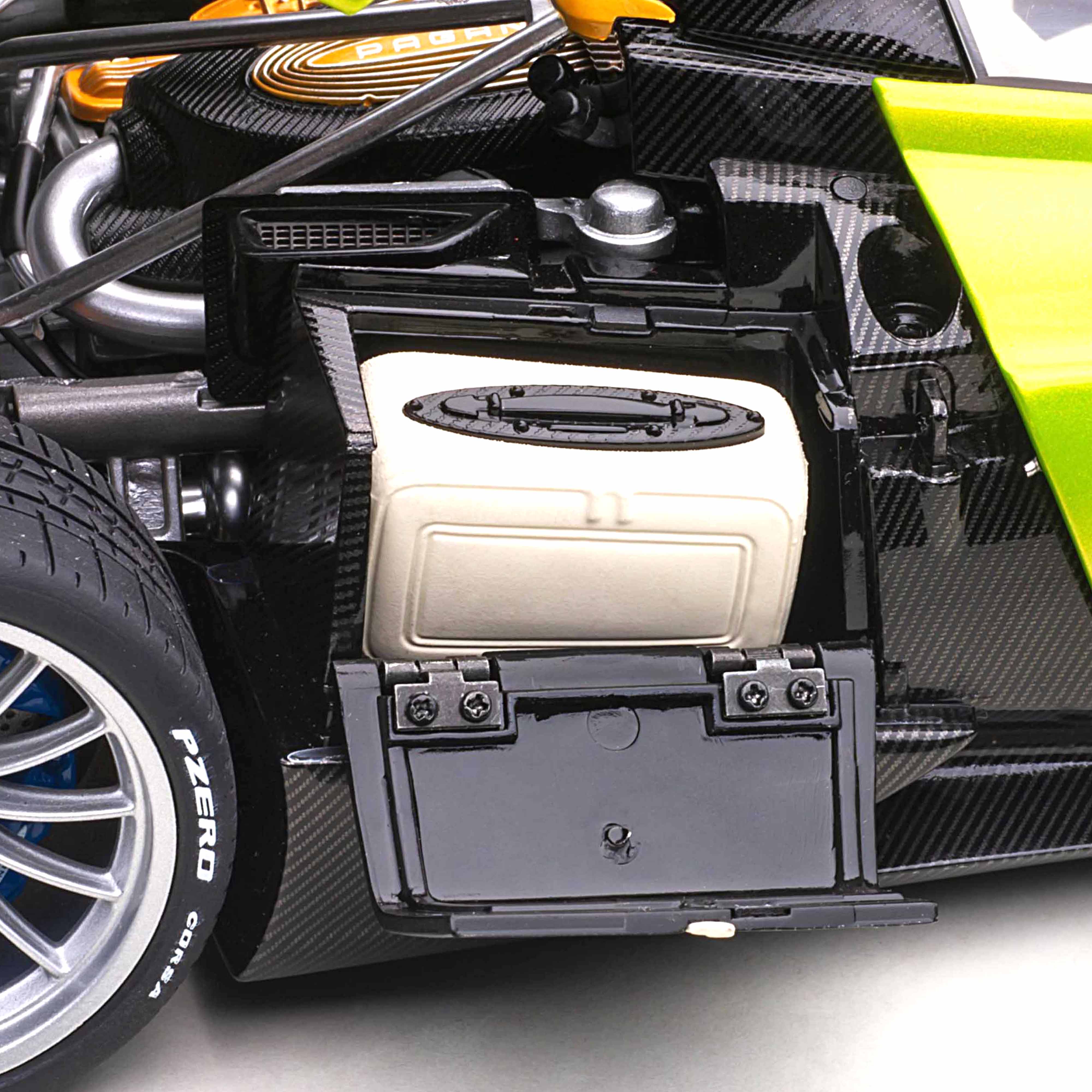 Pagani Huayra Roadster Verde Firenze 1/18