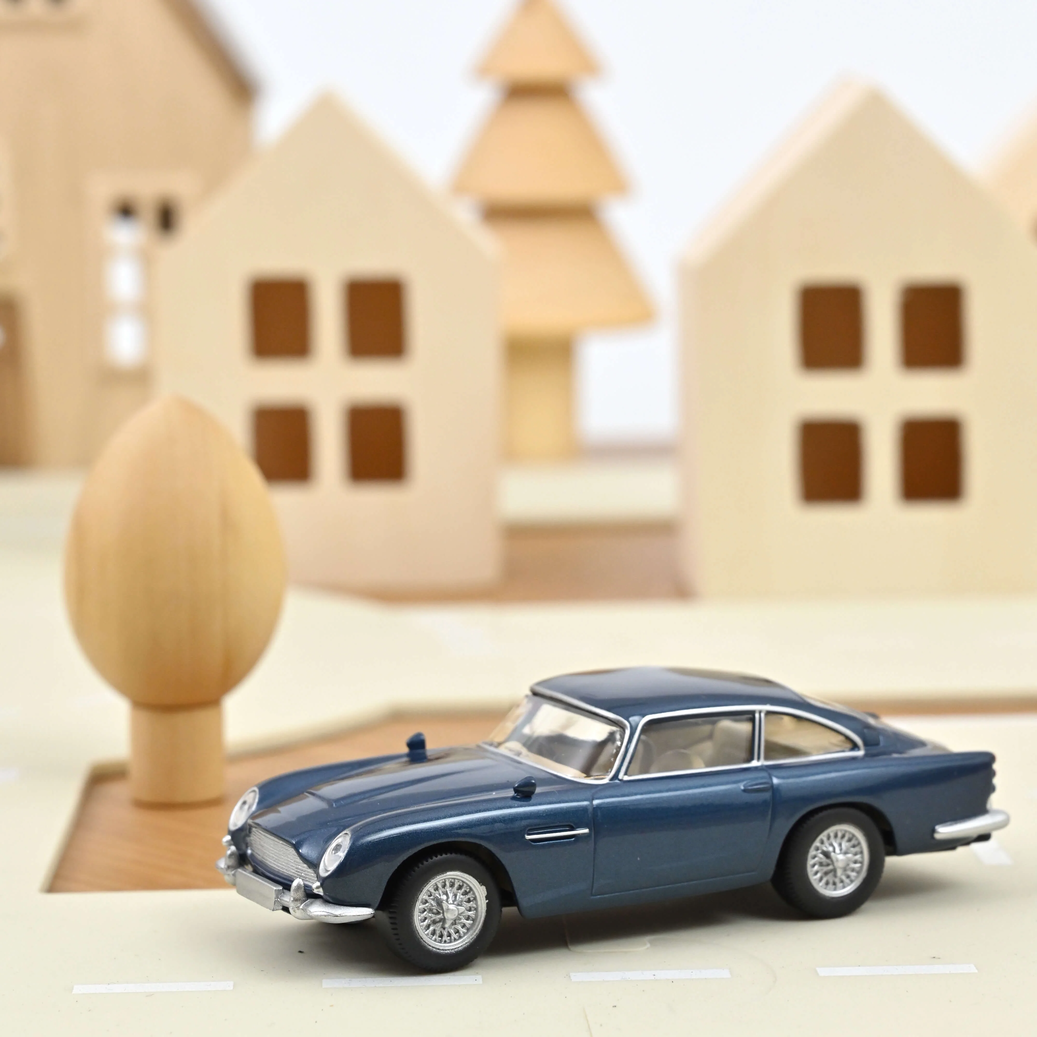 Aston Martin DB5 1963 Bleu Sierra Jet-car 1/43
