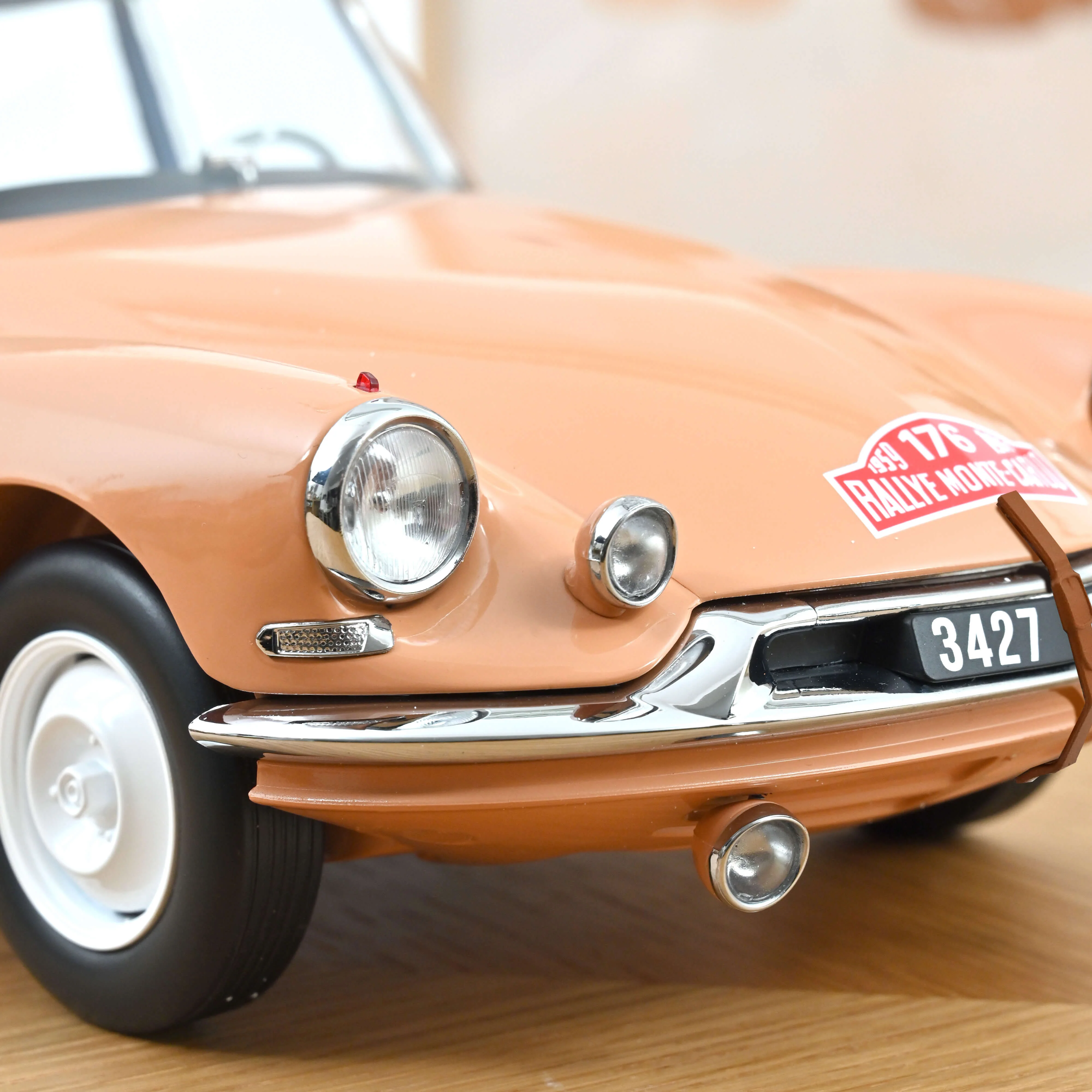 Citroën ID 19 1959 Rallye Monte-Carlo Vainqueur 1/12- 300pcs