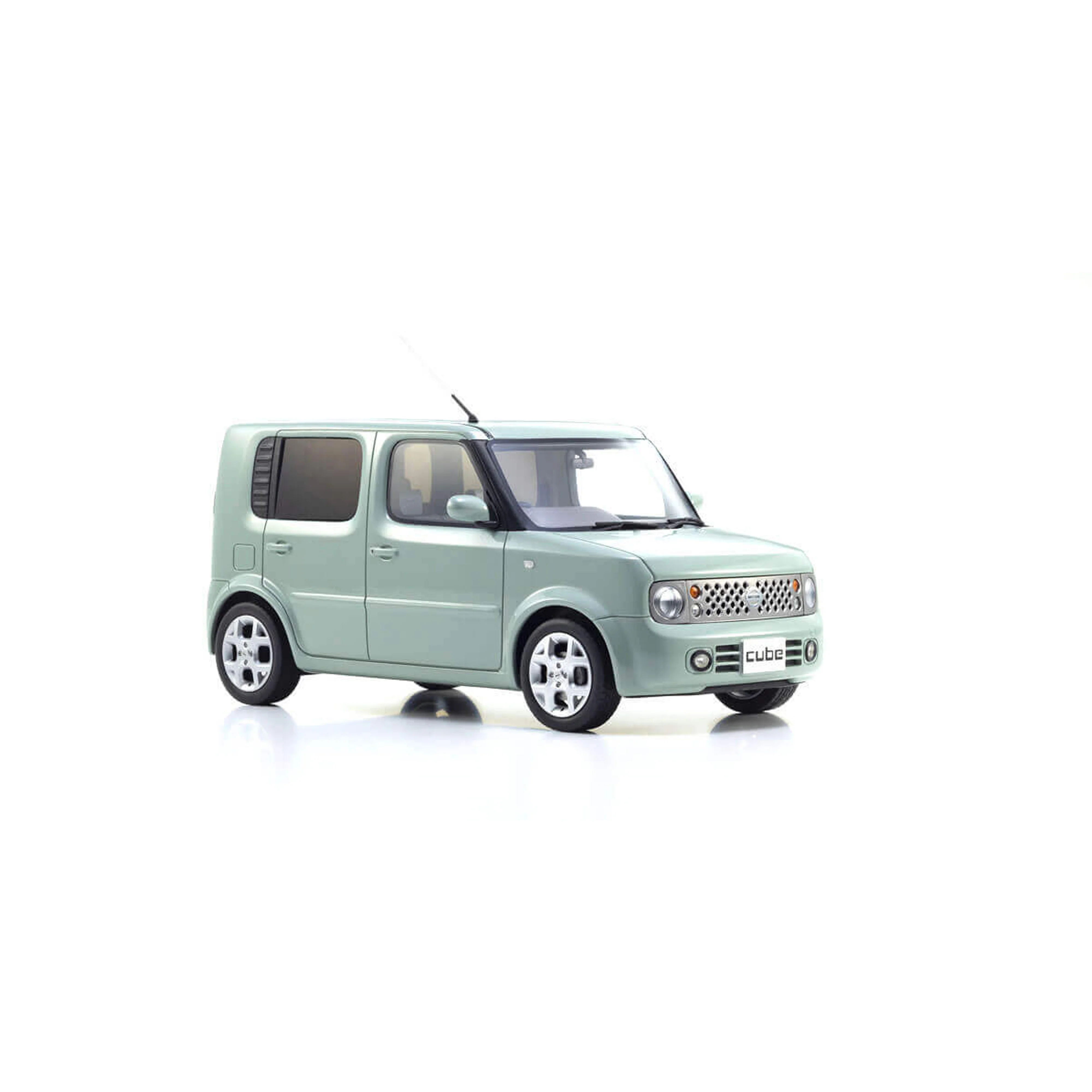 Nissan CUBE Menthe Aquatique 1/18