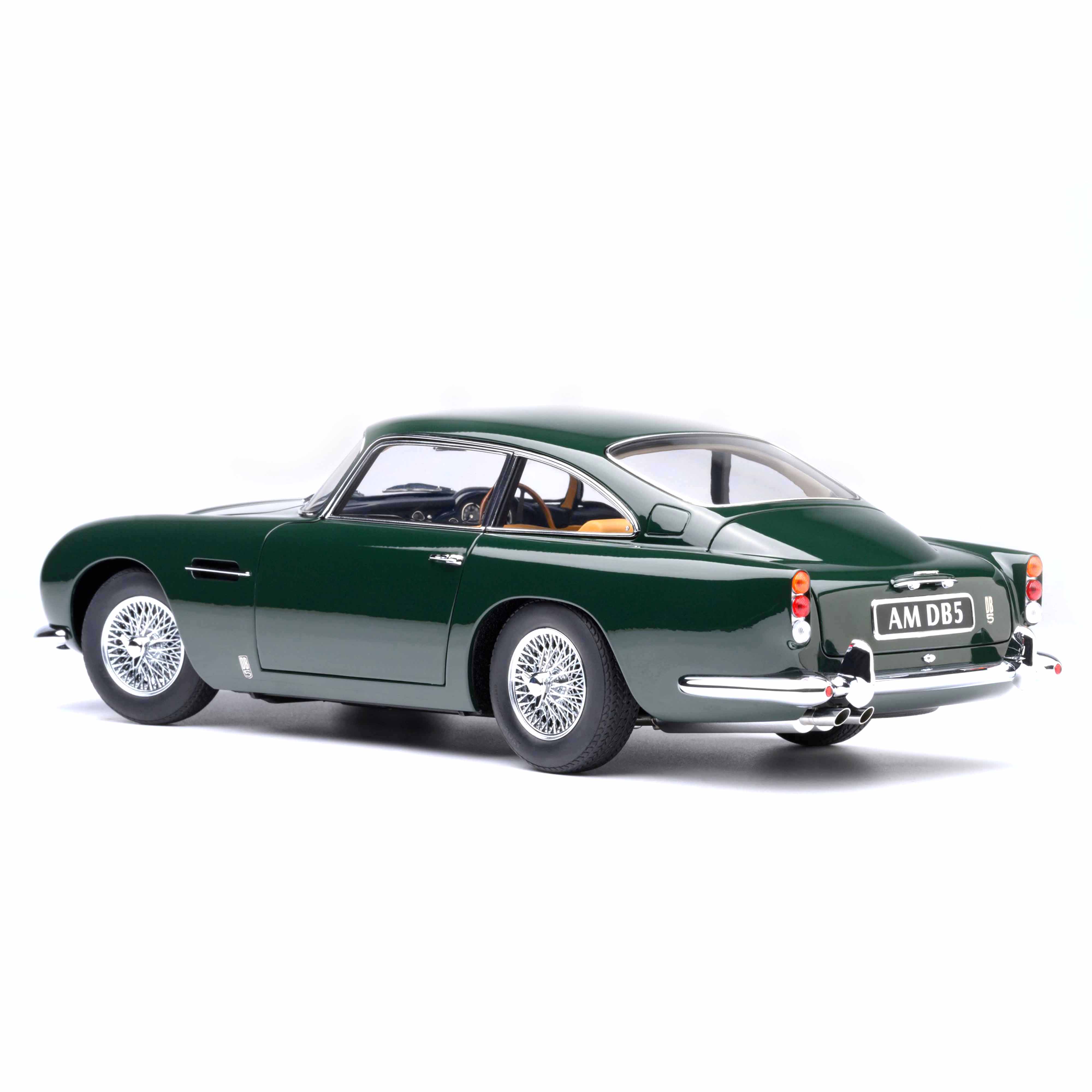 Aston Martin DB5 Vert de course britannique 1/18