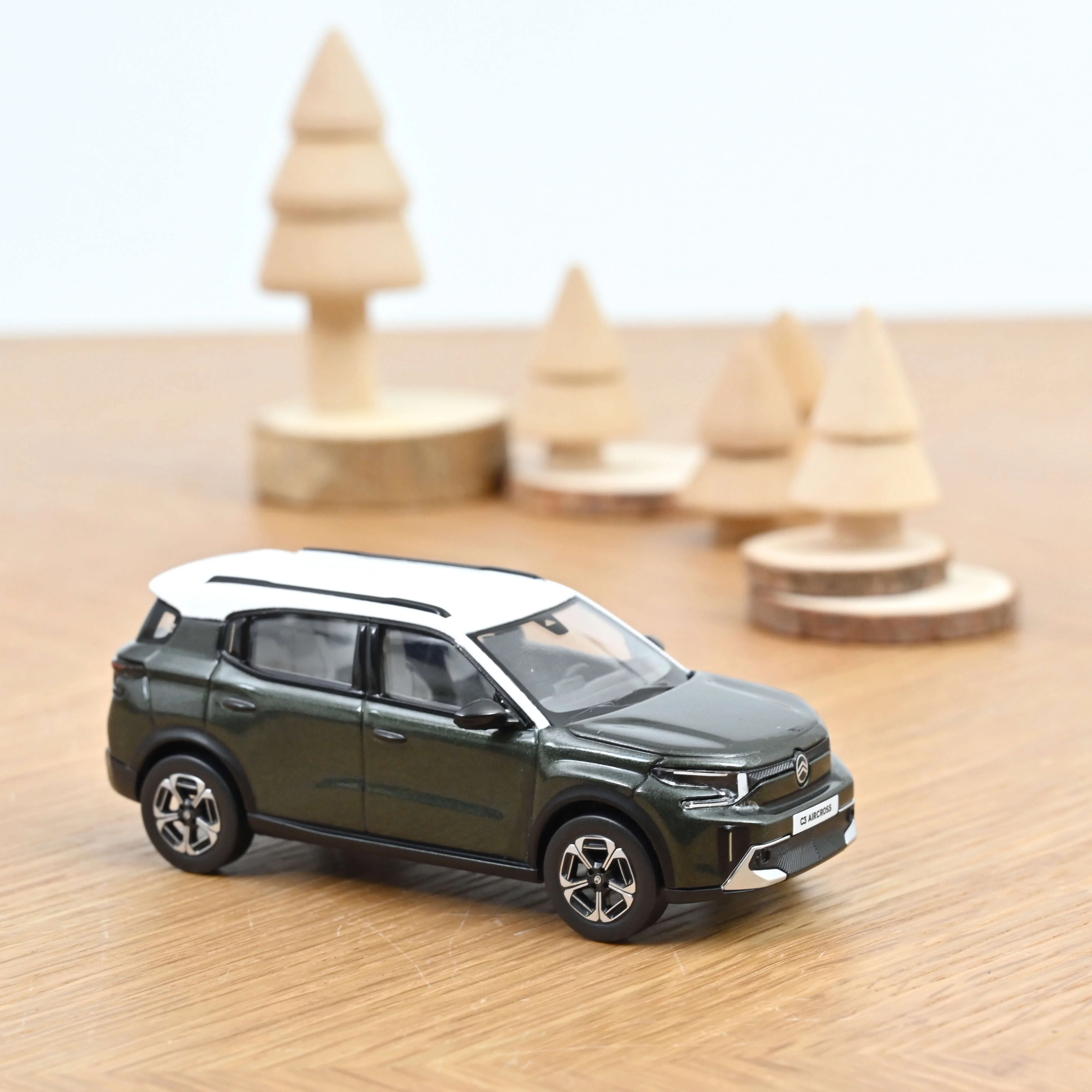 Citroën C3 Aircross 2025 Vert Montana Toit Blanc 1/43